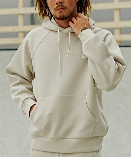 NEW ERA/ニューエラ TECHSWEAT WIDE POH WORDM パーカー プルオーバー