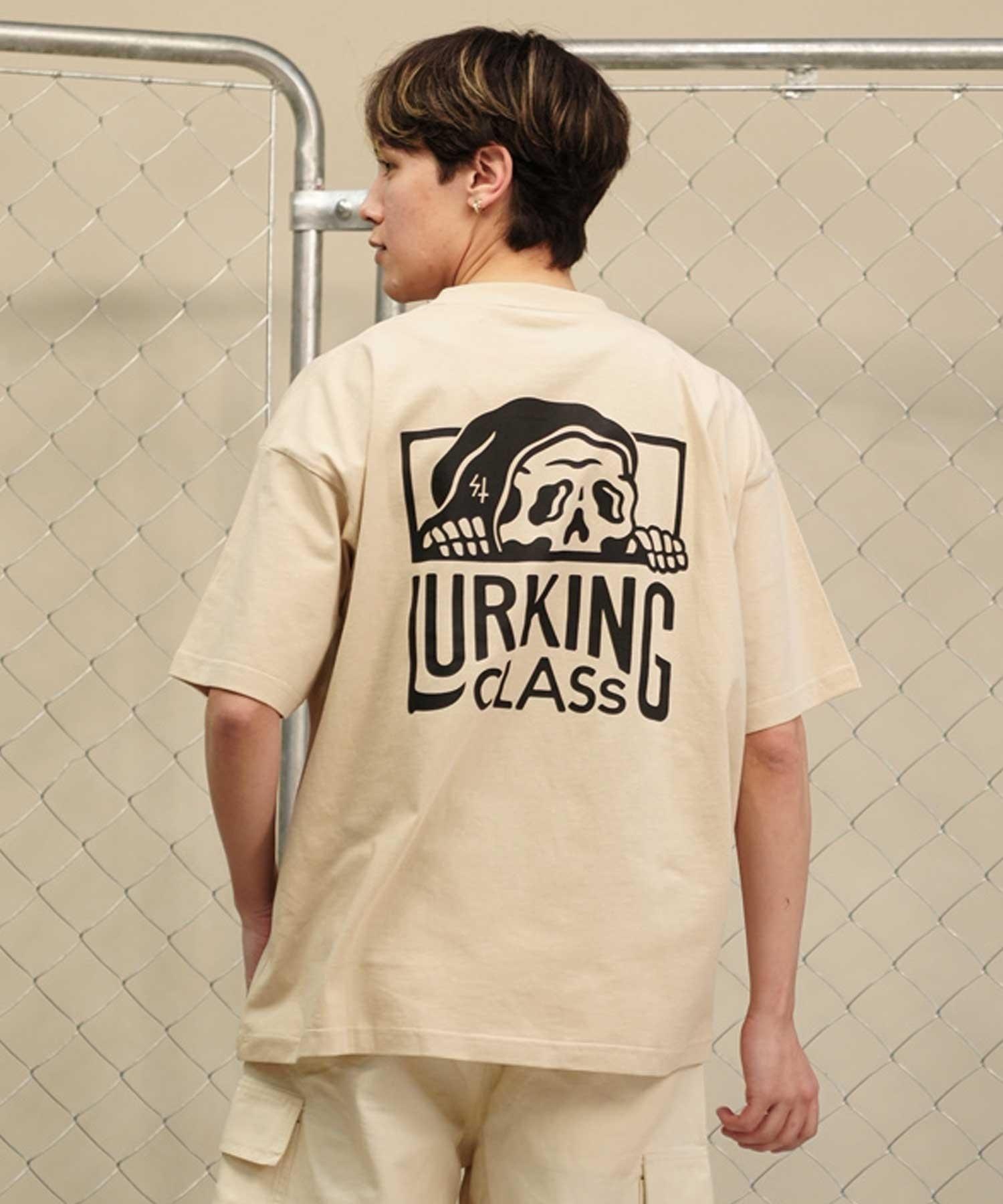 【ムラサキスポーツ限定】LURKING CLASS ラーキングクラス メンズ 半袖 Tシャツ オーバーサイズ Tシャツ ST24STM01(SAND-M)