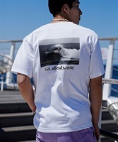 【ムラサキスポーツ別注】QUIKSILVER/クイックシルバー 五十嵐カノア 水陸両用/バックプリントTシャツ/フォトT/半袖Tシャツ/ラッシュガード QLY232613M(WHT2-M)