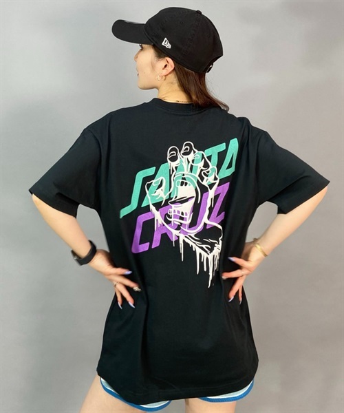 【ムラサキスポーツ限定】SANTACRUZ サンタクルーズ HAND TAGGED STRIP 502232432 レディース 半袖 Tシャツ バックプリント KK G13(OB/GR-M)