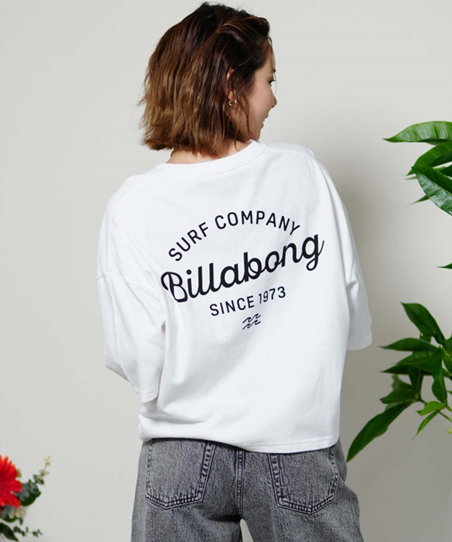 【クーポン対象】BILLABONG ビラボン ARCH LOGO CROPPED TEE レディース 半袖Tシャツ ルーズシルエット クロップド丈 BE013-204(WHT-M)