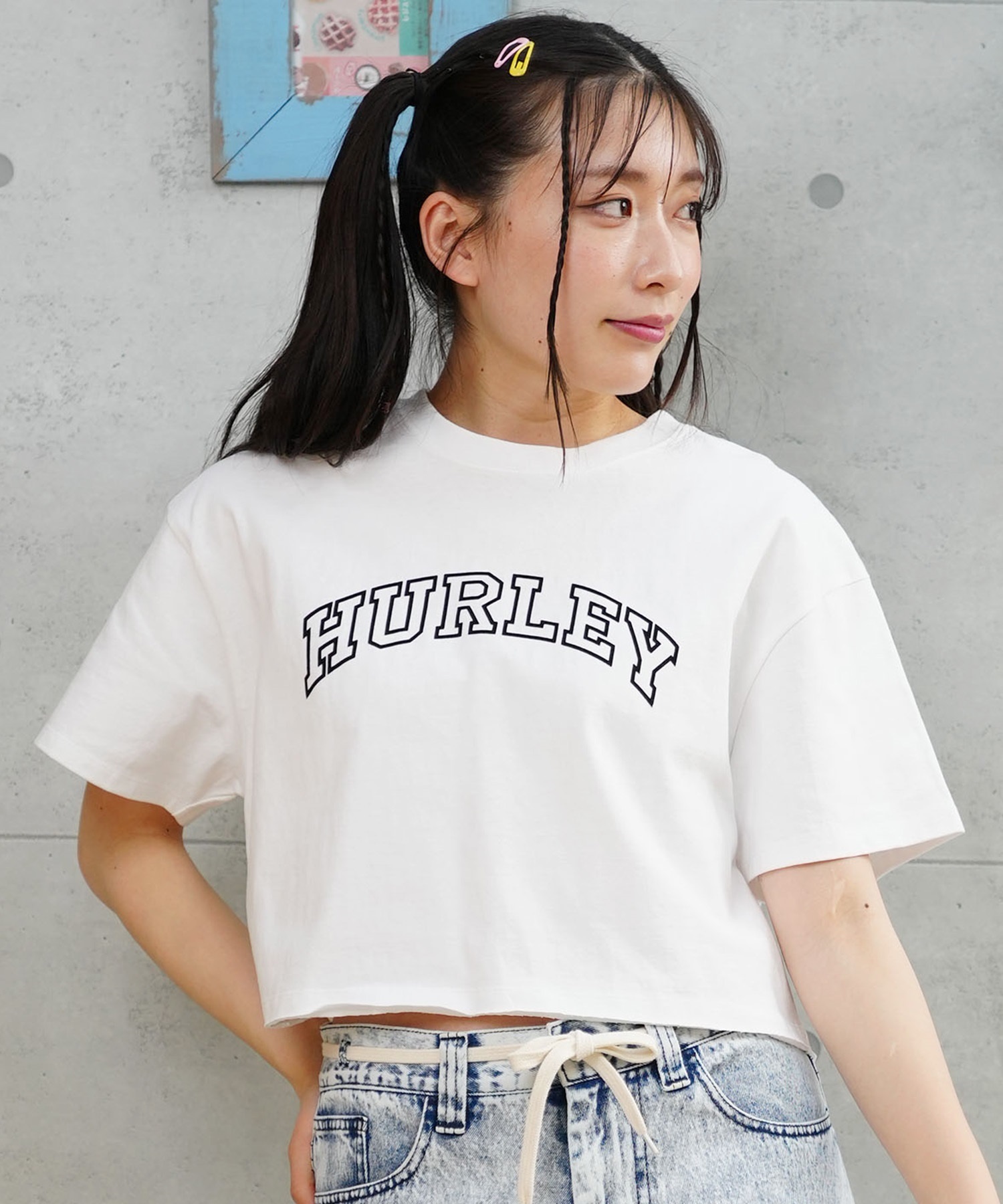 Hurley ハーレー レディース Tシャツ 半袖 ショート丈 クロップ丈 アーチロゴ プリント ヘビーウェイト WSS2421021(WHT-M)