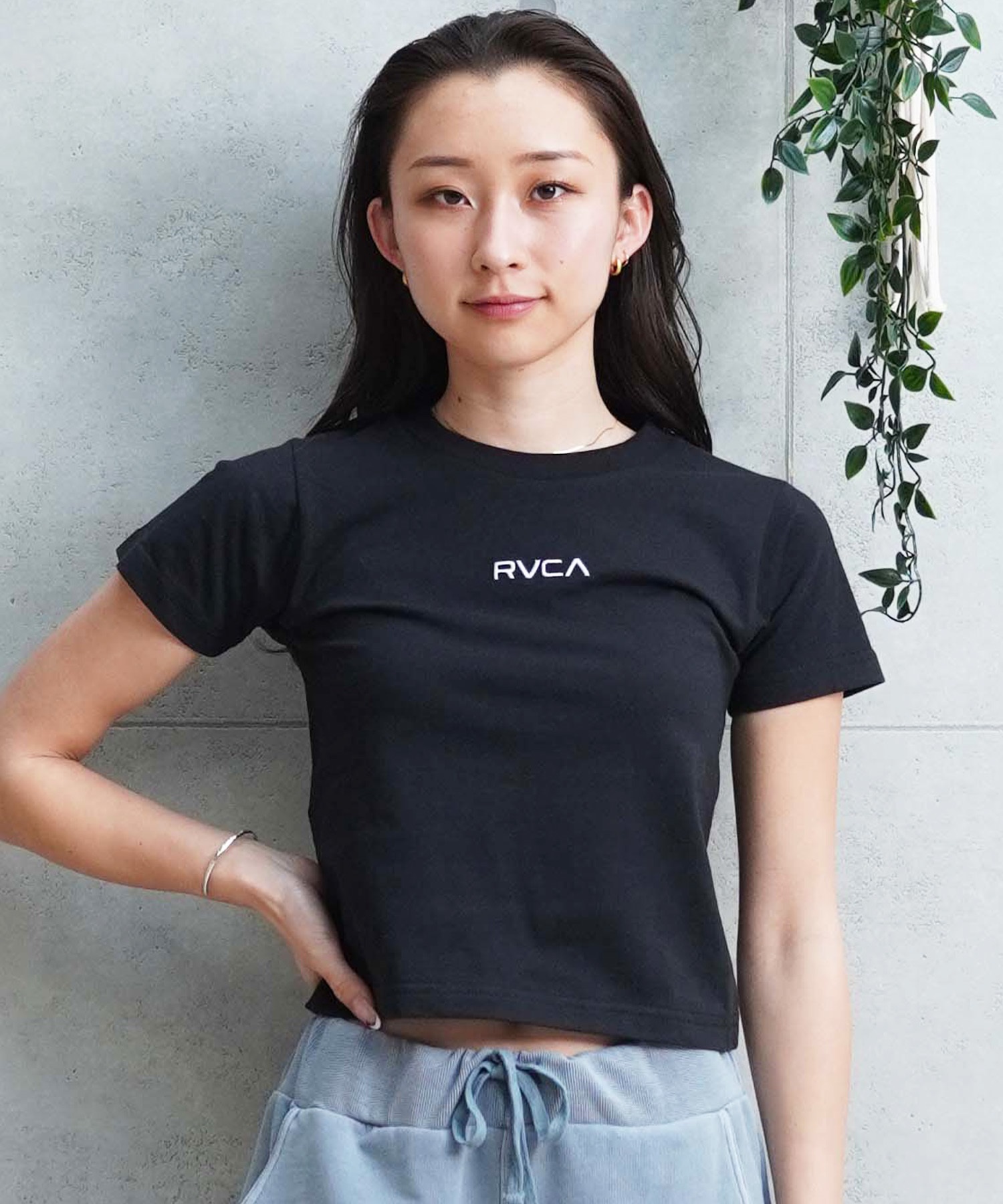 【クーポン対象】RVCA ルーカ レディース 半袖Tシャツ チビT ブランドロゴ BE043-222(BLK-S)