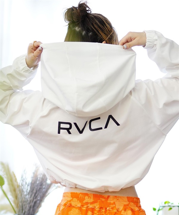 RVCA ルーカ レディース ラッシュガード パーカー ジップアップ 長袖 ショート丈 バックプリント 水陸両用 ユーティリティ UVカット BE04C-853