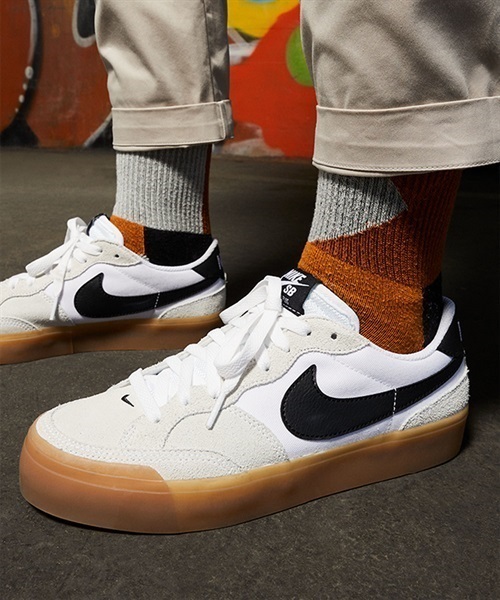 NIKE SB ナイキエスビー Pogo ポゴ DR9114-101 シューズ