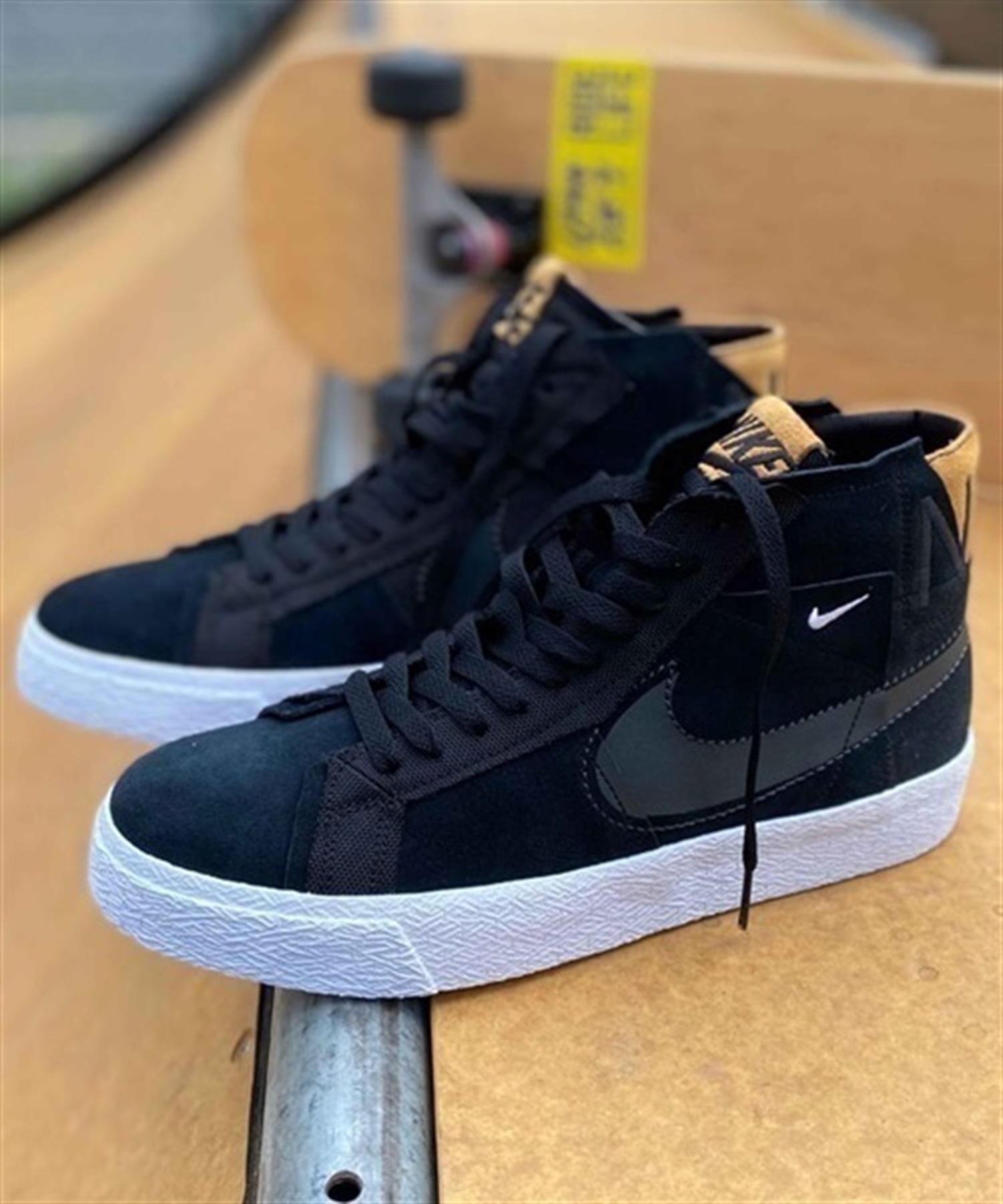 NIKE SB ZOOM BLAZER MID PRM 26.0 ブレーザー www.krzysztofbialy.com