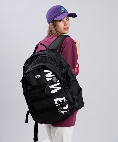 NEW ERA/ニューエラ CARRIER PACK NEW ERA/PRNT BLKWHI 11783327  バックパック リュック HH1 C20(11783327-F)