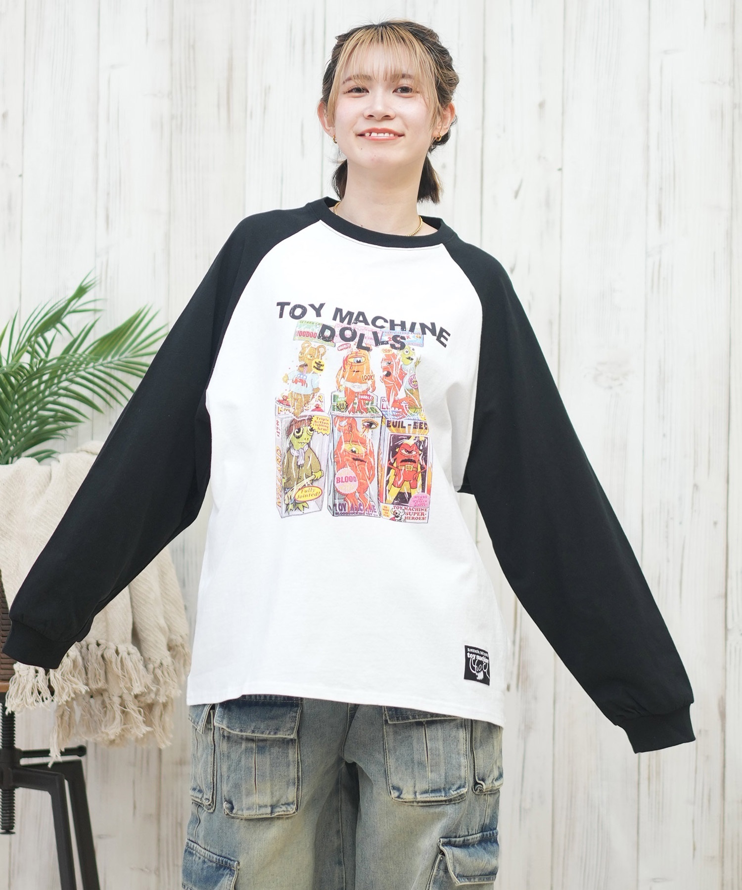 TOY MACHINE トイマシーン 長袖 Tシャツ レディース ロンT オーバーサイズ ラグラン MTMPFLT11 ムラサキスポーツ限定(WT/BK-M)