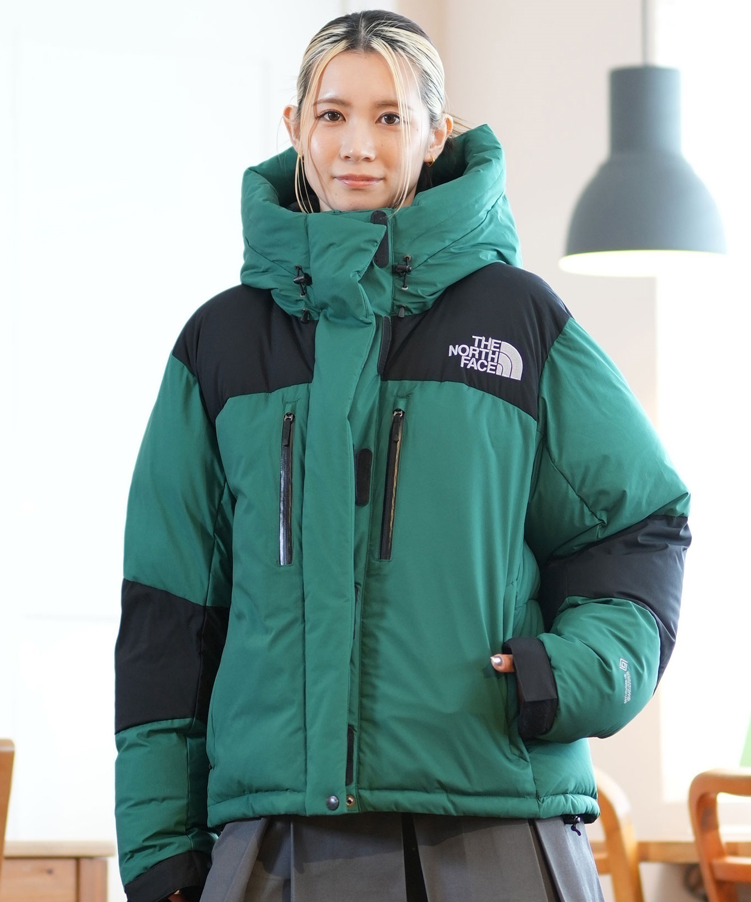 予約商品【11月上旬から順次発送予定】 THE NORTH FACE ザ・ノース・フェイス レディース SHORT BALTRO LT JK ショート バルトロライトジャケット NDW92450 アウター/ジャケット｜ムラサキスポーツオンラインストア 通販