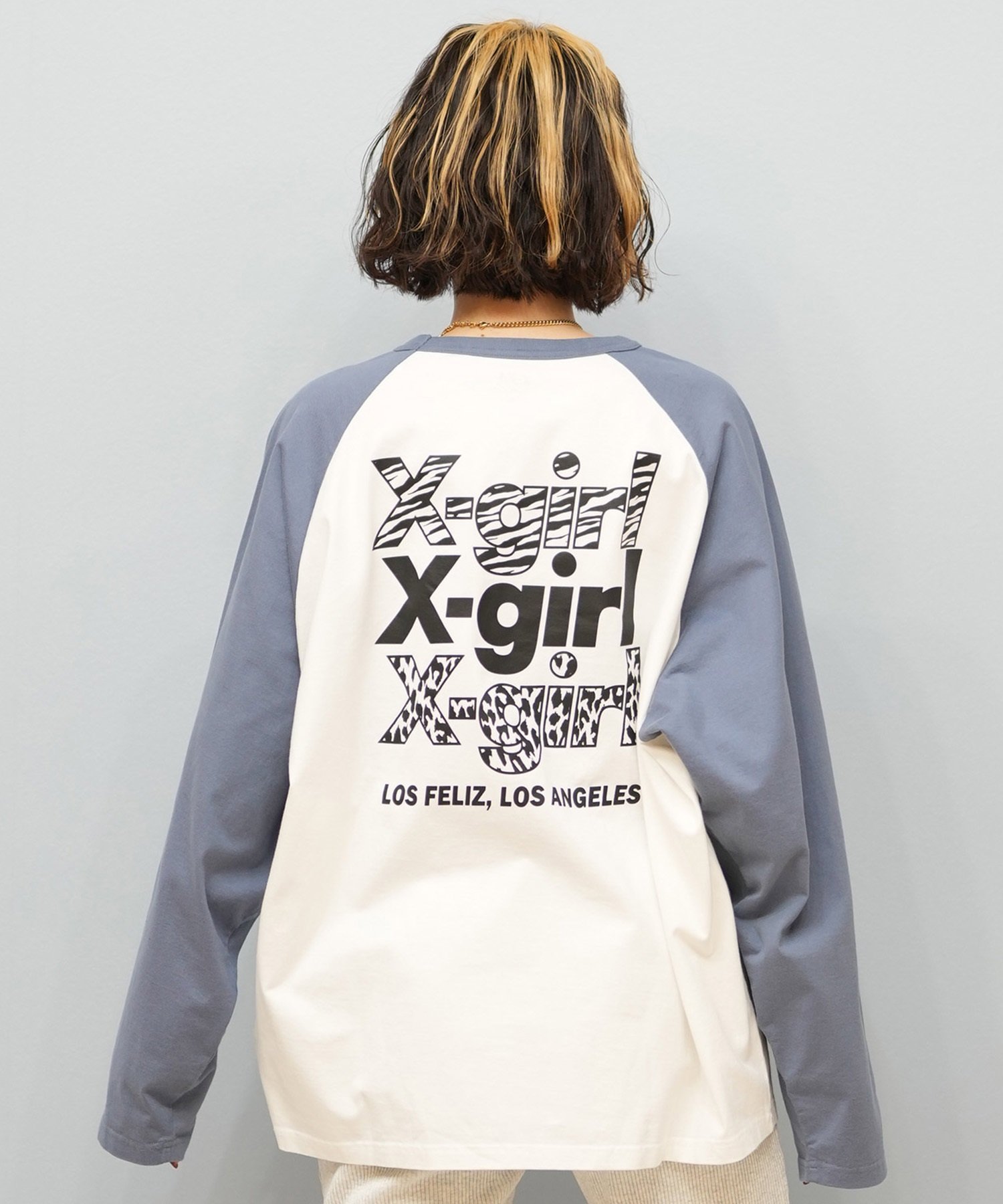 X-girl エックスガール 長袖 Tシャツ レディース ロンT ラグラン バックプリント オーバーサイズ ANML TRPL LG BB BIG TEE 105251011026(LTBLU-S)