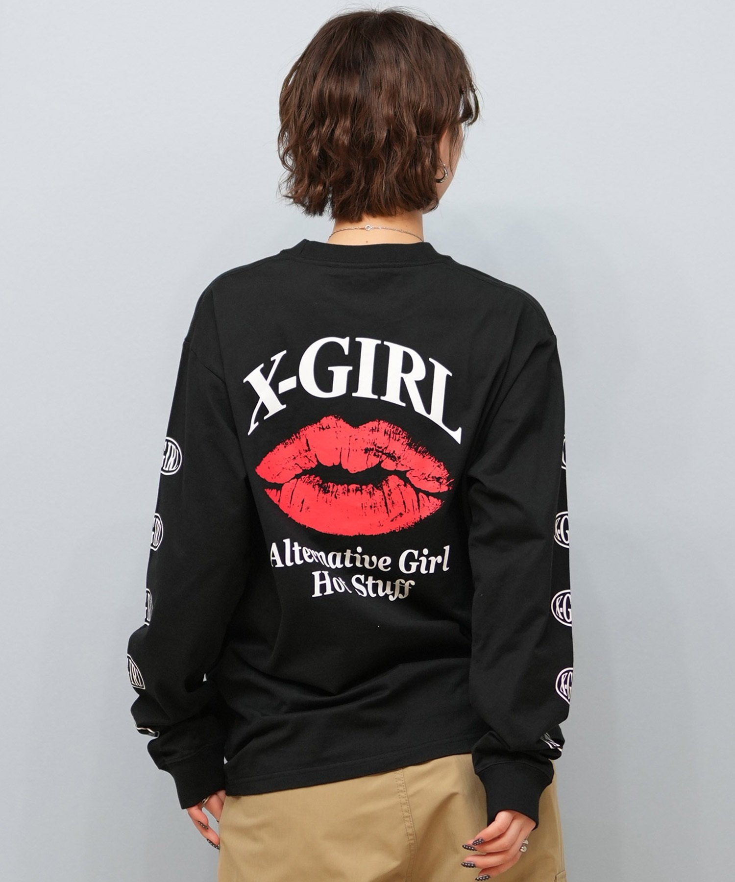 X-girl エックスガール 長袖 Tシャツ レディース ロンT 袖ロゴ バックプリント LIP L S TEE 105251011030(BLACK-M)