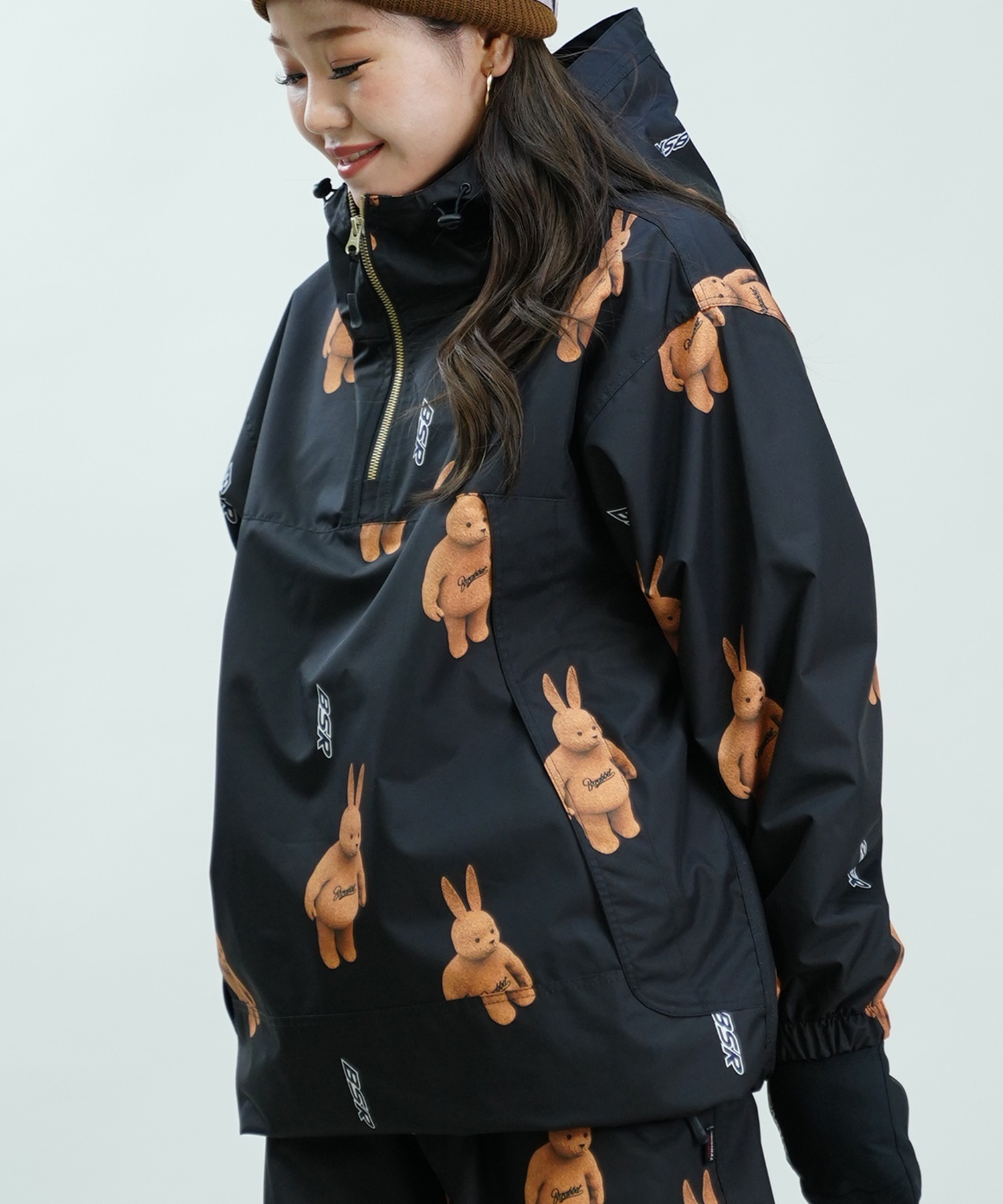 BSRABBIT ビーエスラビット スノーボード ウェア ジャケット ユニセックス 3D BEARRABBIT HOODED ANORAK  JACKET 24-25モデル スノーボードジャケット｜ムラサキスポーツオンラインストア 通販