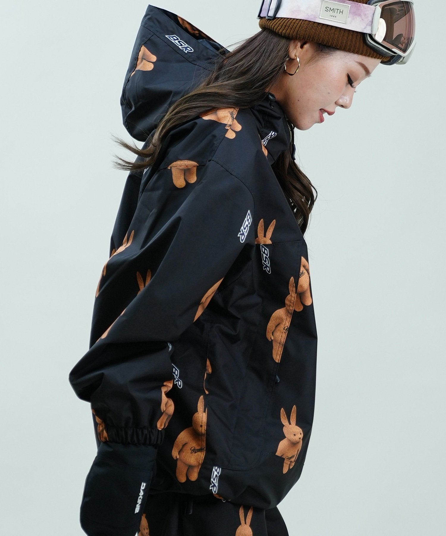 BSRABBIT ビーエスラビット スノーボード ウェア ジャケット ユニセックス 3D BEARRABBIT HOODED ANORAK  JACKET 24-25モデル スノーボードジャケット｜ムラサキスポーツオンラインストア 通販