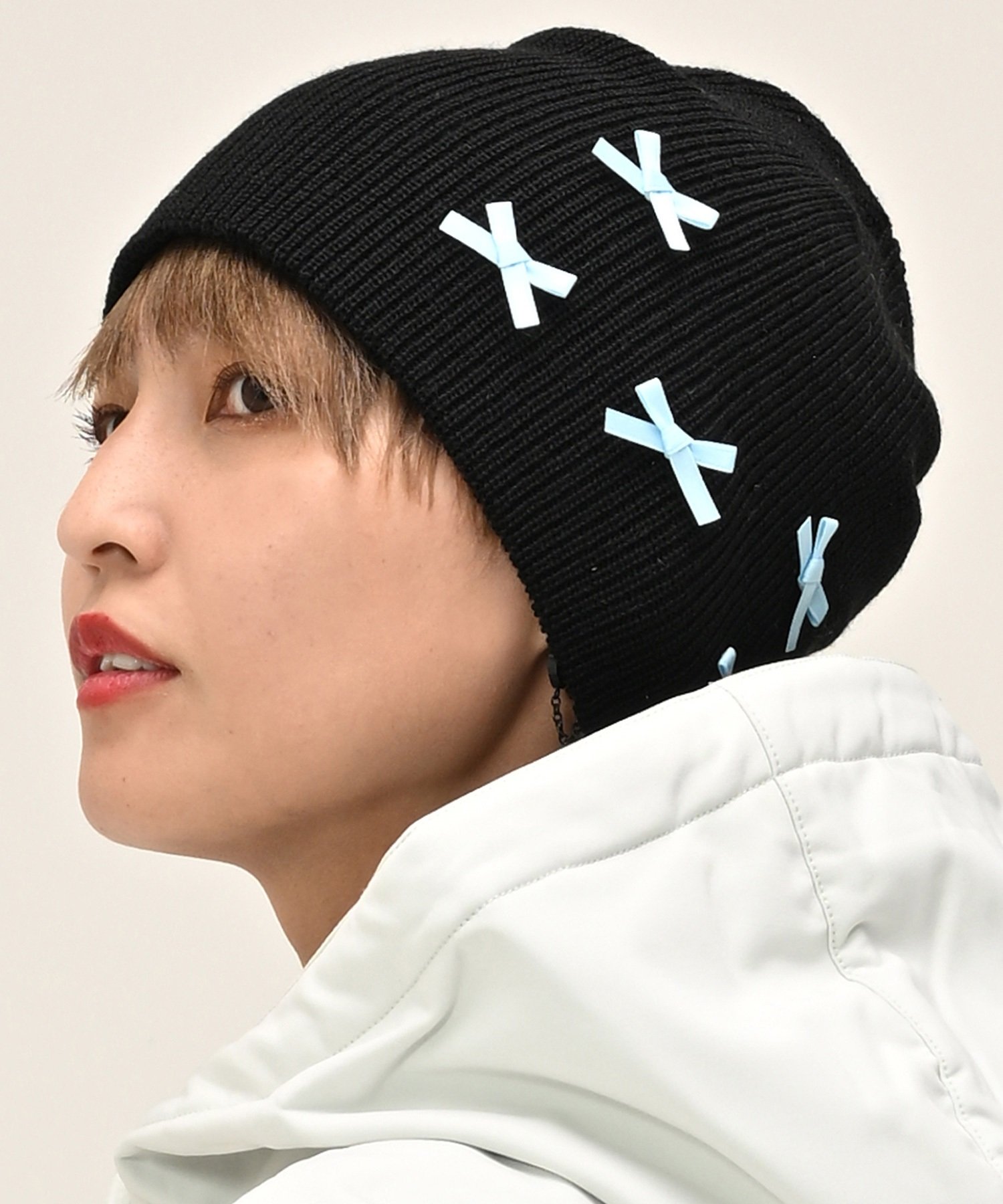 スノーボード ビーニー レディース 6KNOT シックスノット MINI BOW BEANIE 6KKC0201 ムラサキスポーツ 23-24モデル KX L15(NR/YW-ONESIZE)