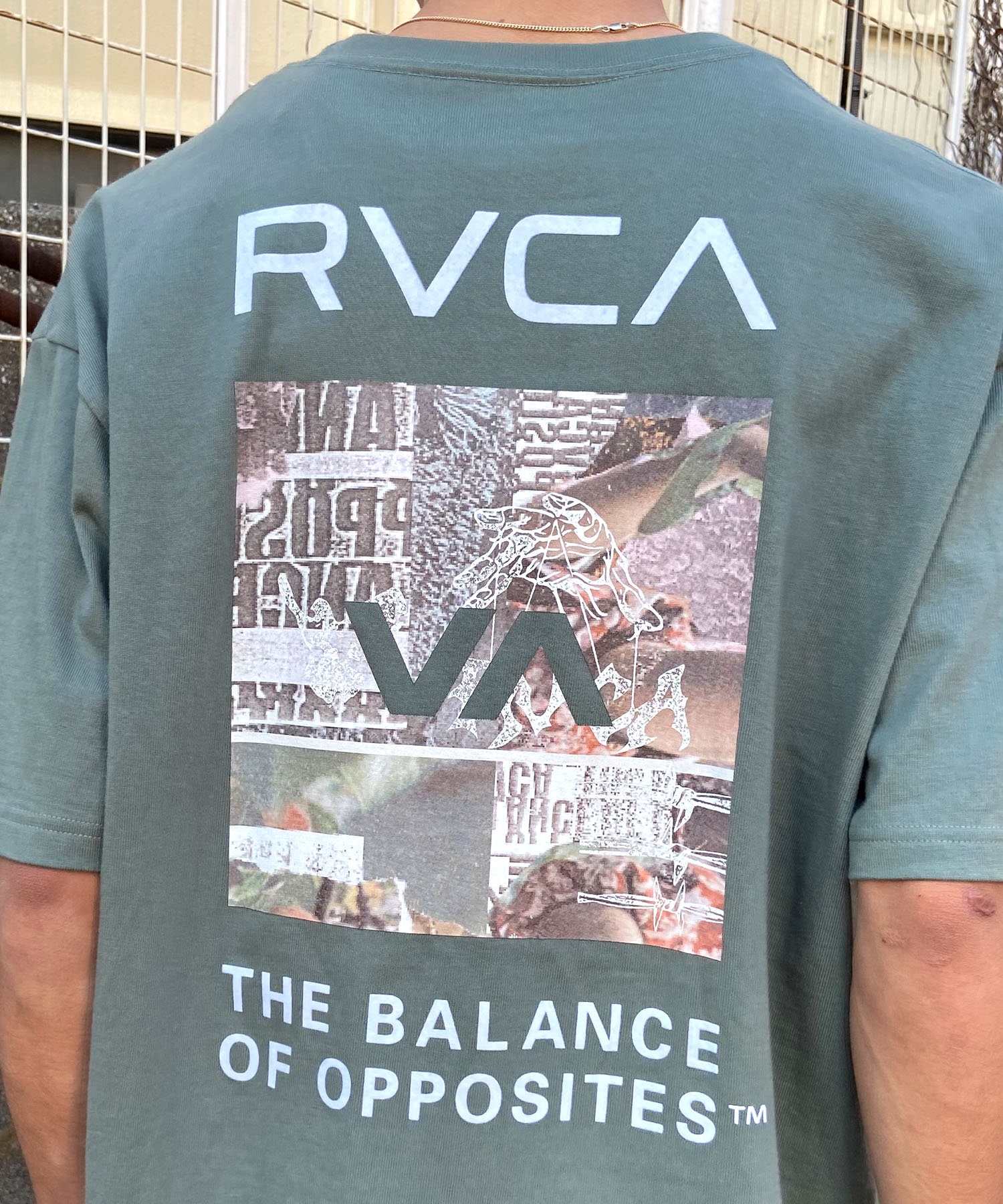 【クーポン対象】RVCA ルーカ THRASHED BOX RVCA TEE メンズ 半袖 Tシャツ バックプリント スクエアロゴ オーバーサイズ BE041-224(GNB0-S)