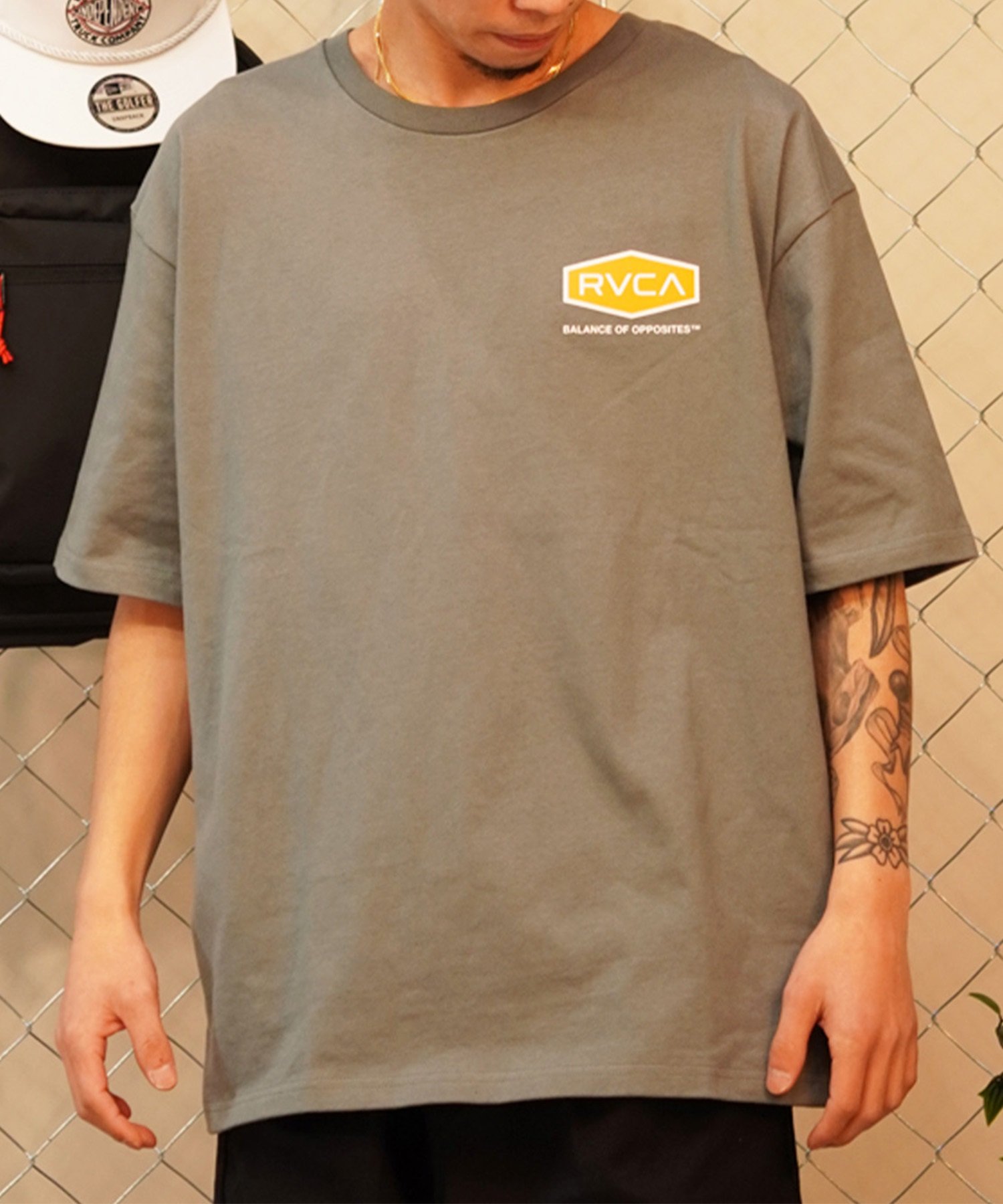 RVCA ルーカ HEX BOX TEE メンズ 半袖 Tシャツ バックプリント ロゴ オーバーサイズ BE041-225(GNB1-S)