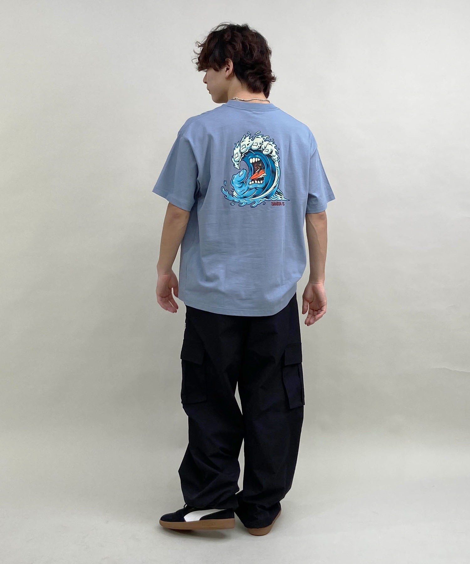 【ムラサキスポーツ限定】 SANTACRUZ サンタクルーズ メンズ 半袖 Tシャツ バックプリント 502241412(ASHBL-M)