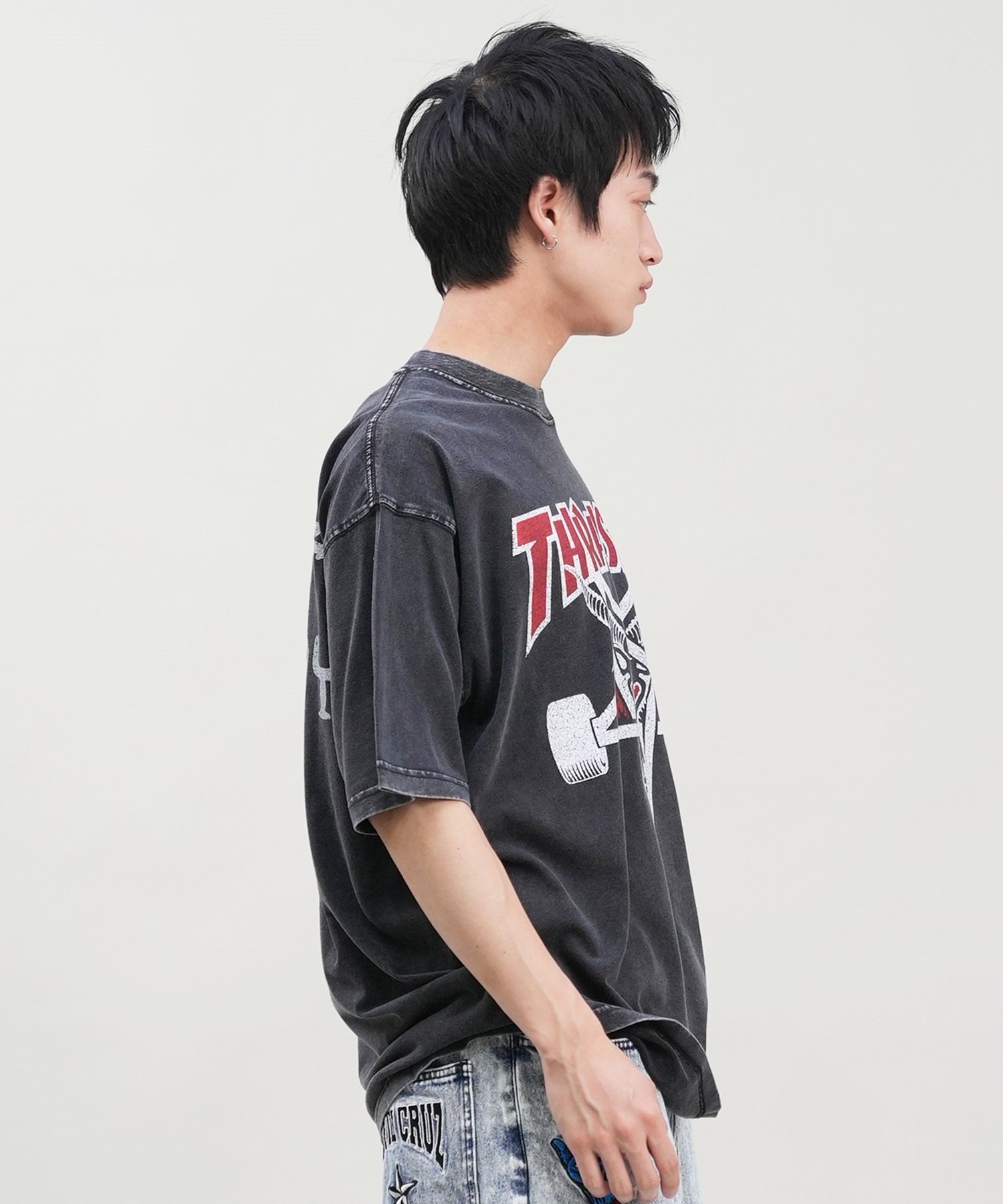 THRASHER スラッシャー メンズ 半袖 Tシャツ ブランドロゴ ピグメント加工 THMM-24SMSST01 ムラサキスポーツ限定(BLK1-M)