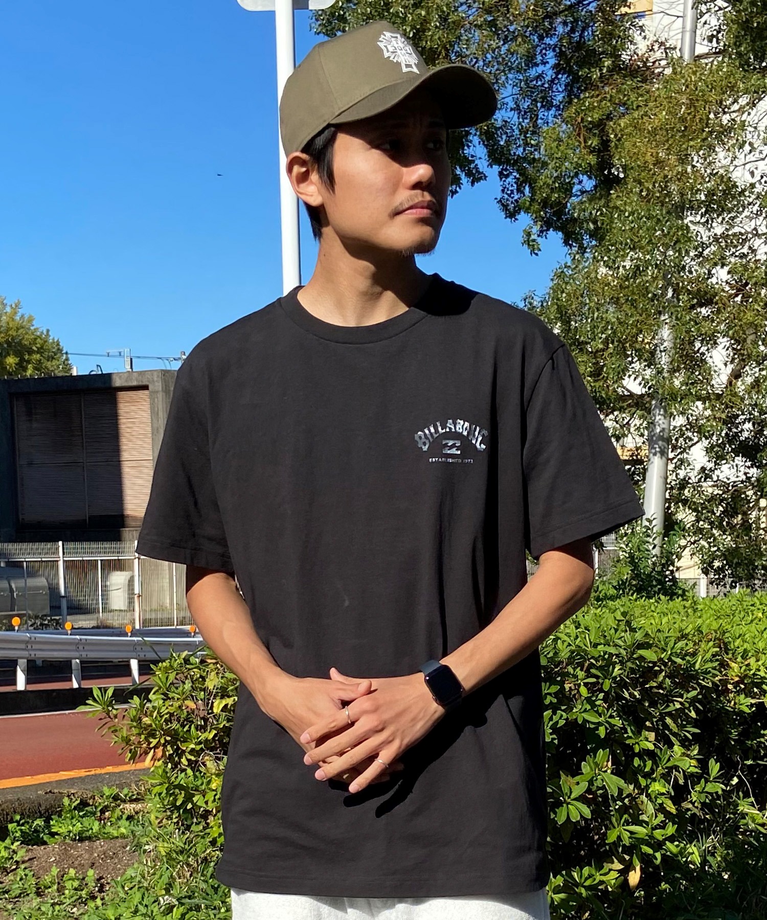 【クーポン対象】BILLABONG ビラボン LOGO BE011-202 メンズ 半袖 Tシャツ(BLK-S)