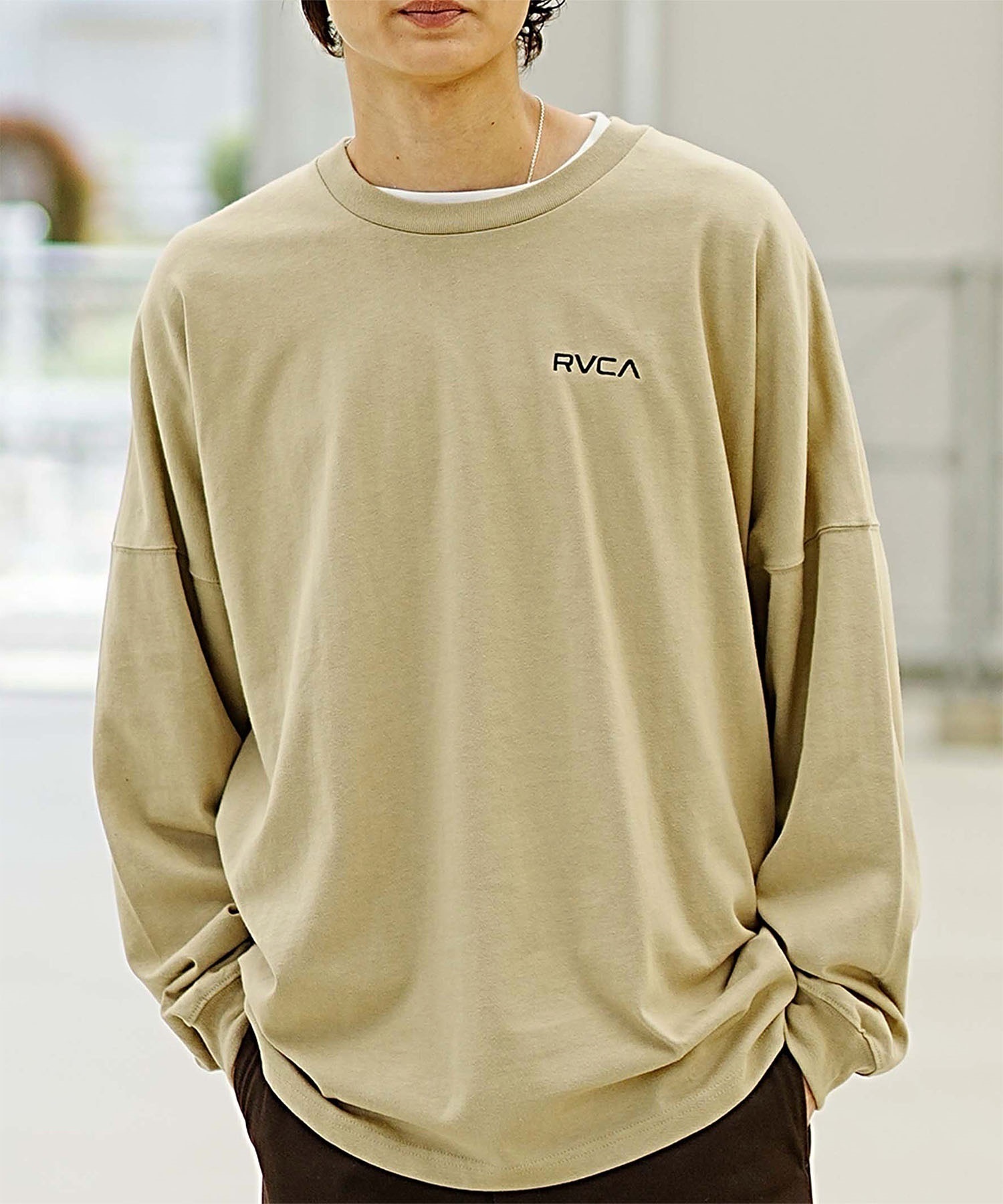 RVCA/ルーカ メンズ スクエアロゴT オーバーサイズ クルーネック長袖Tシャツ BD042-065(WHT-S)