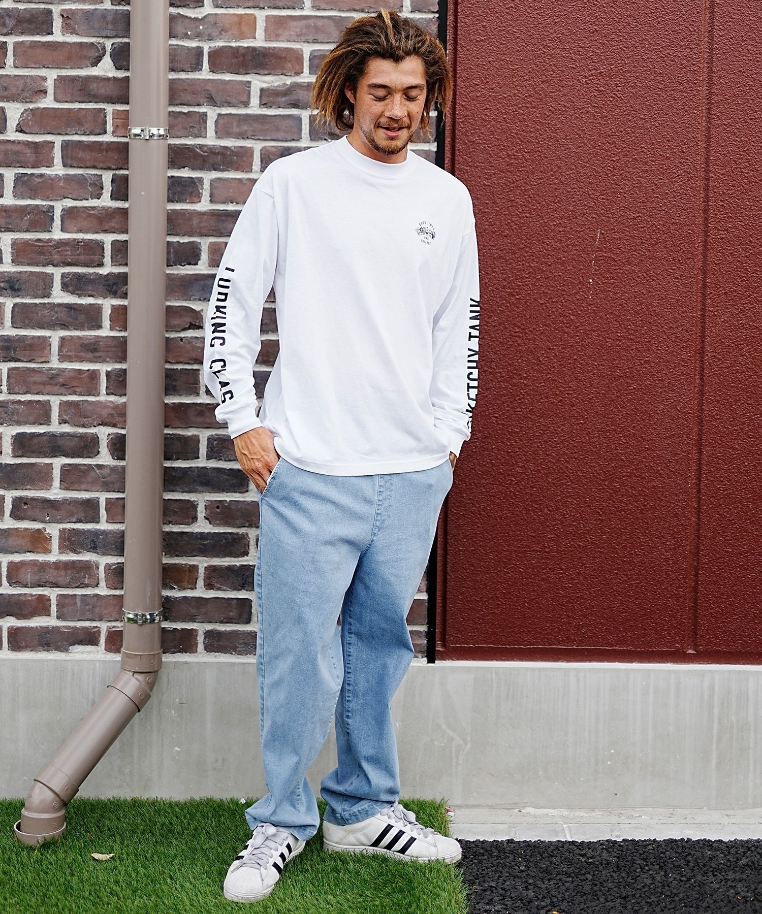 【 ムラサキスポーツ限定】LURKING CLASS ラーキングクラス メンズ 長袖 Tシャツ ロンT バックプリント スリーブロゴ ST23FTM08(WHITE-M)