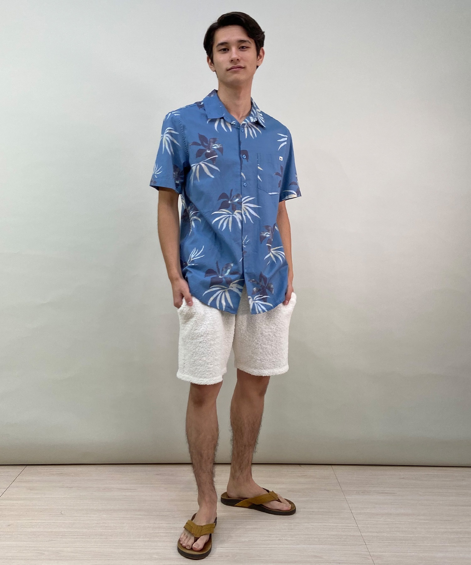 QUIKSILVER クイックシルバー メンズ 半袖 シャツ アロハシャツ 総柄 胸ポケット AQYWT03312(BKQ6-M)