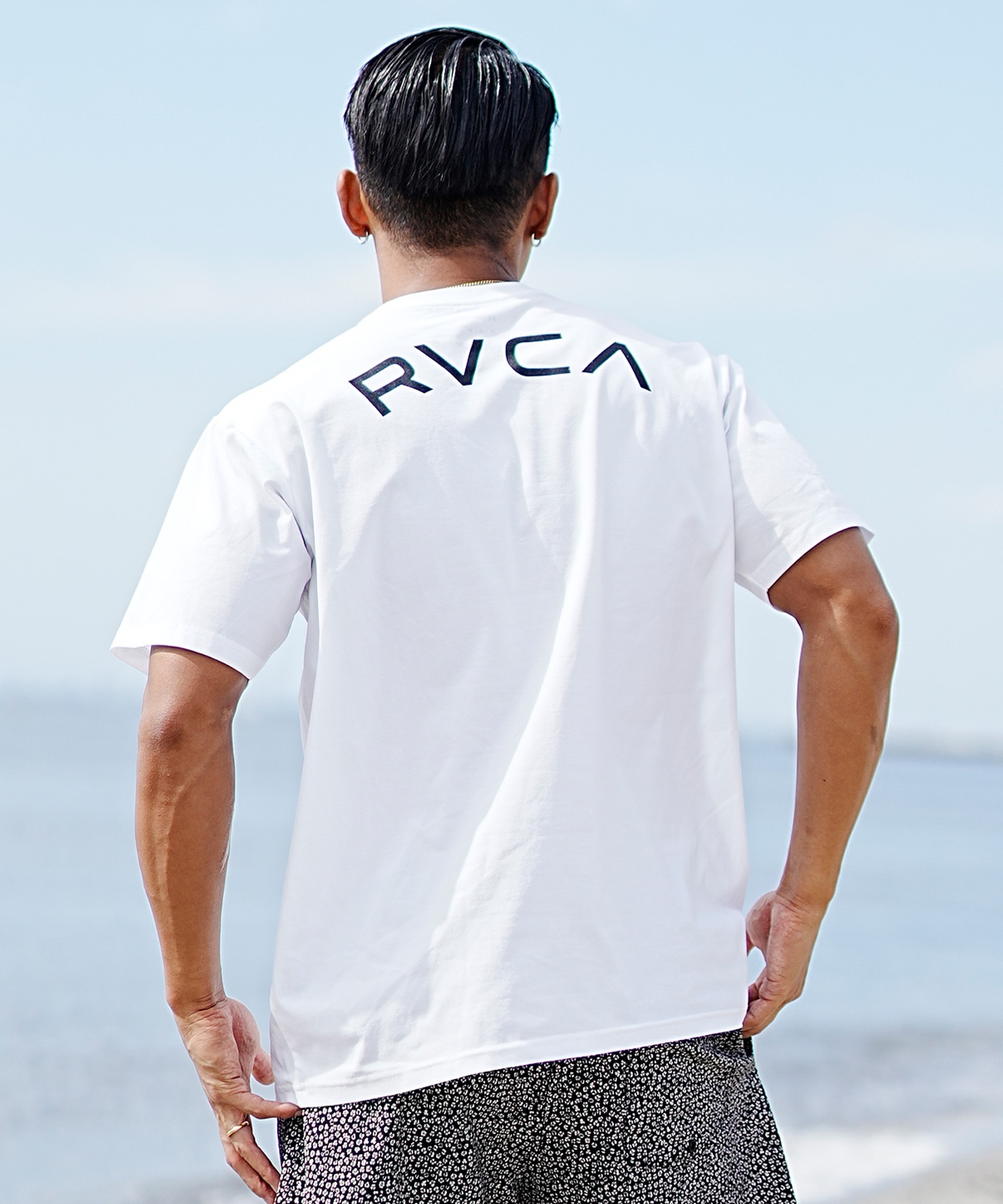【クーポン対象】RVCA ルーカ メンズ ラッシュガード 半袖 Tシャツ ユーティリティ 水陸両用 バックプリント BE041-802(BLK-S)