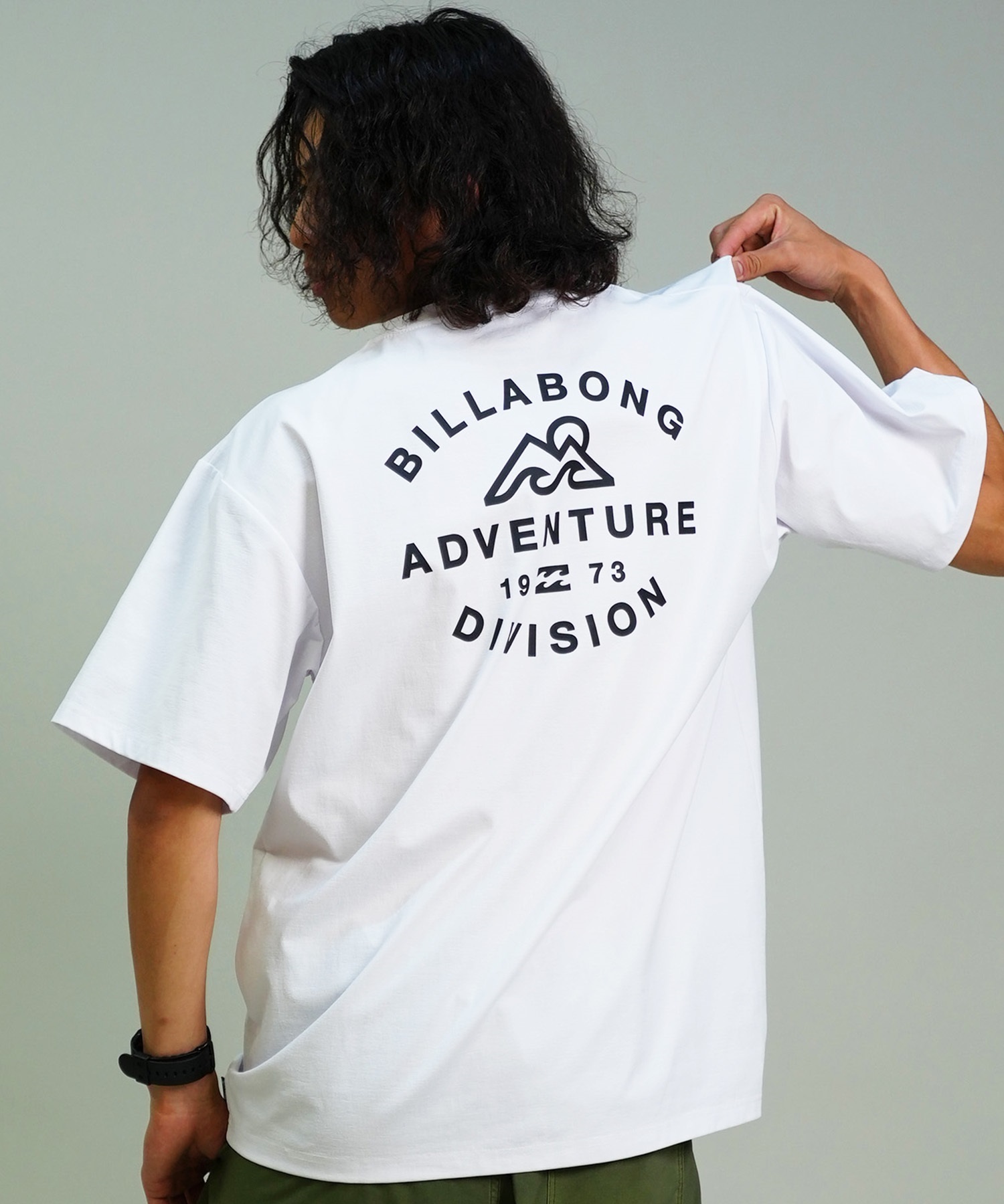 BILLABONG ビラボン ラッシュガード 半袖 水陸両用 メンズ Tシャツ バックプリント UVカット ユーティリティ FIRMA STRETCH TEE BE01A-862(BGY-M)