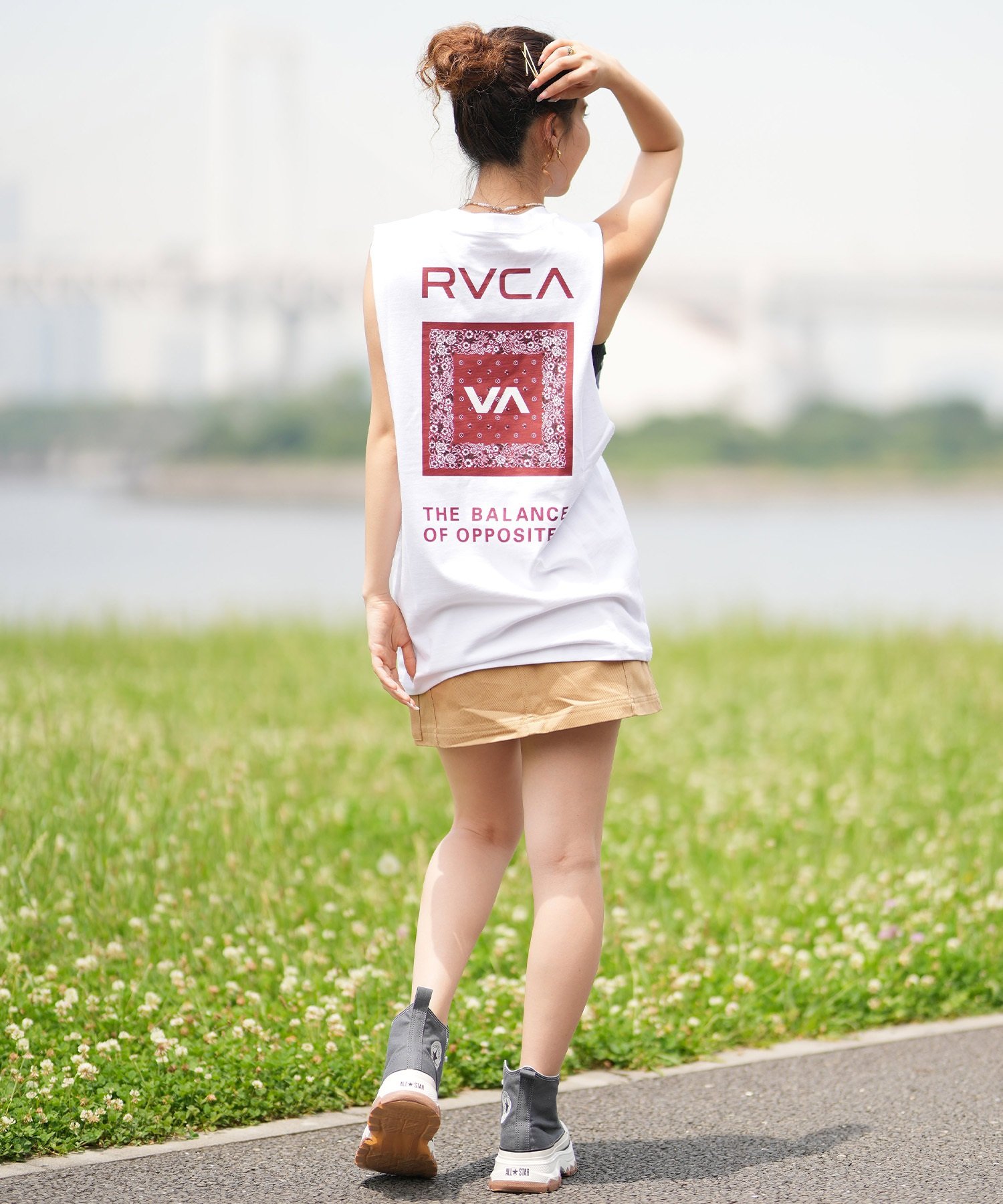 RVCA ルーカ タンクトップ レディース バックプリント FLOWER BANDANA CUTOFF TANKTOP E04C-P35(WHTR-M)