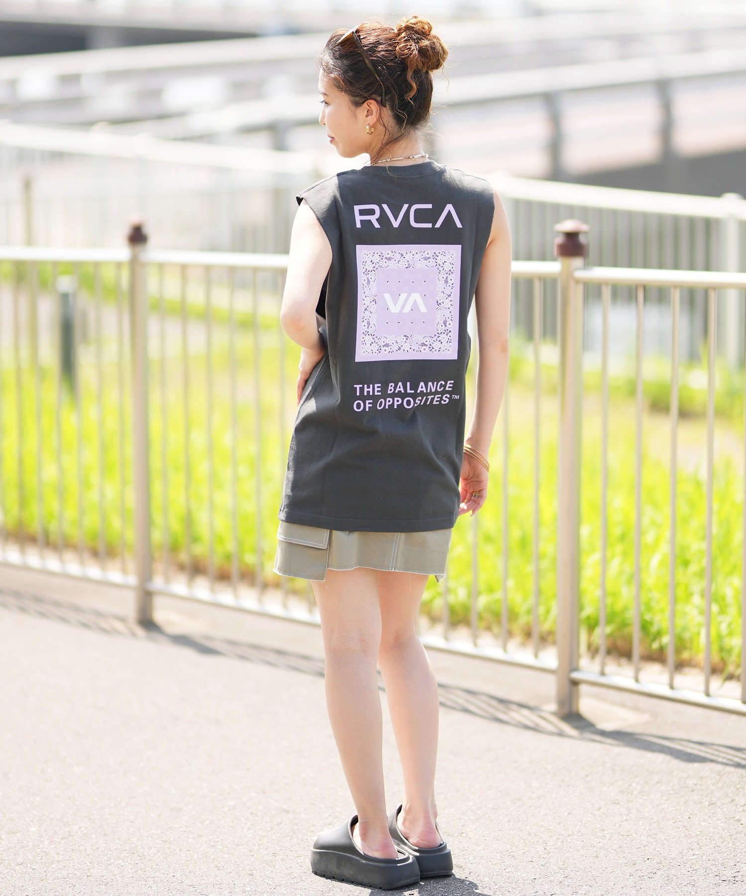 RVCA ルーカ タンクトップ レディース バックプリント FLOWER BANDANA CUTOFF TANKTOP E04C-P35(WHTR-M)