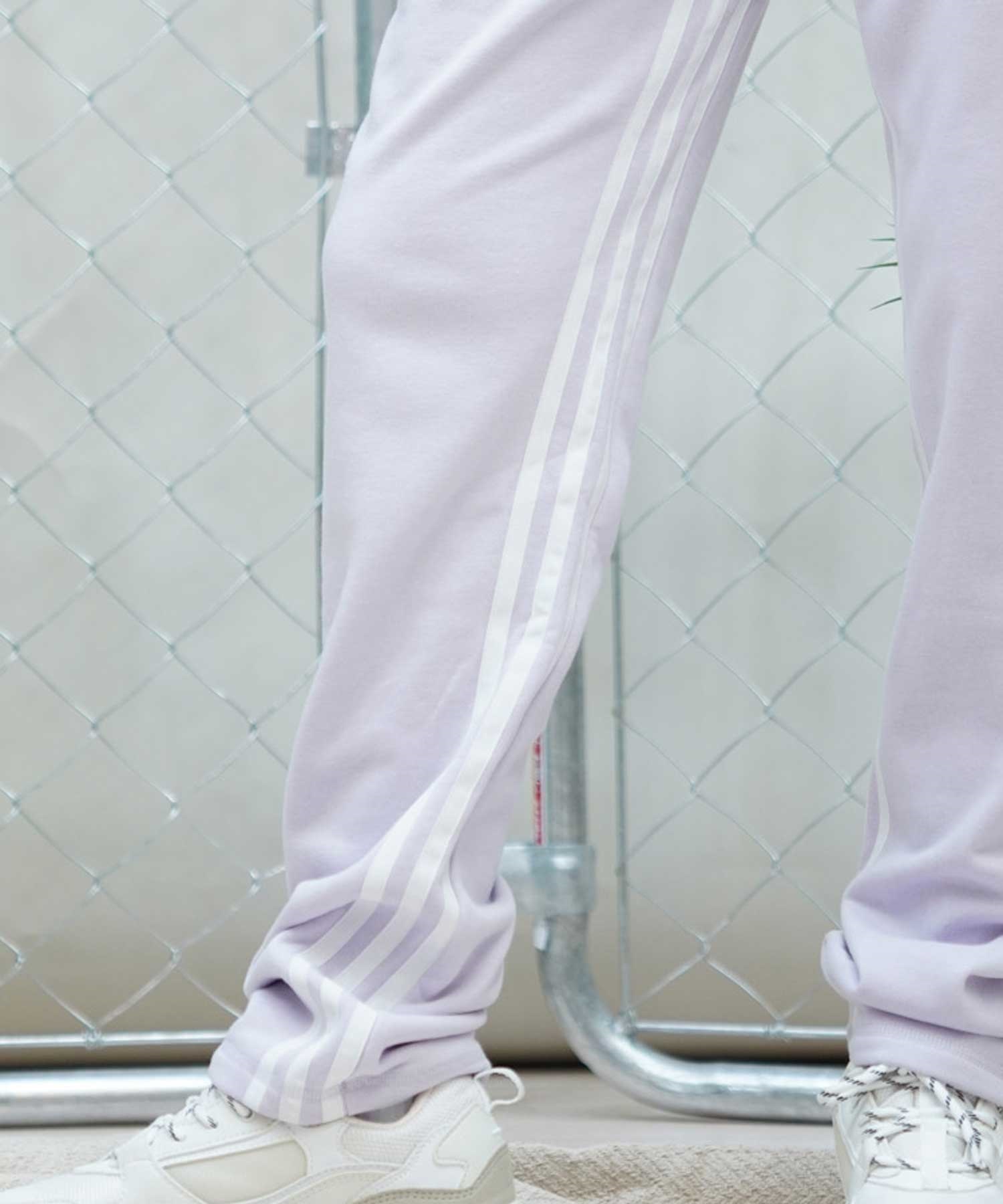 adidas アディダス レディース ロング パンツ スウェットパンツ ルーズシルエット ユーティリティ KNR47(BK/WT-M)