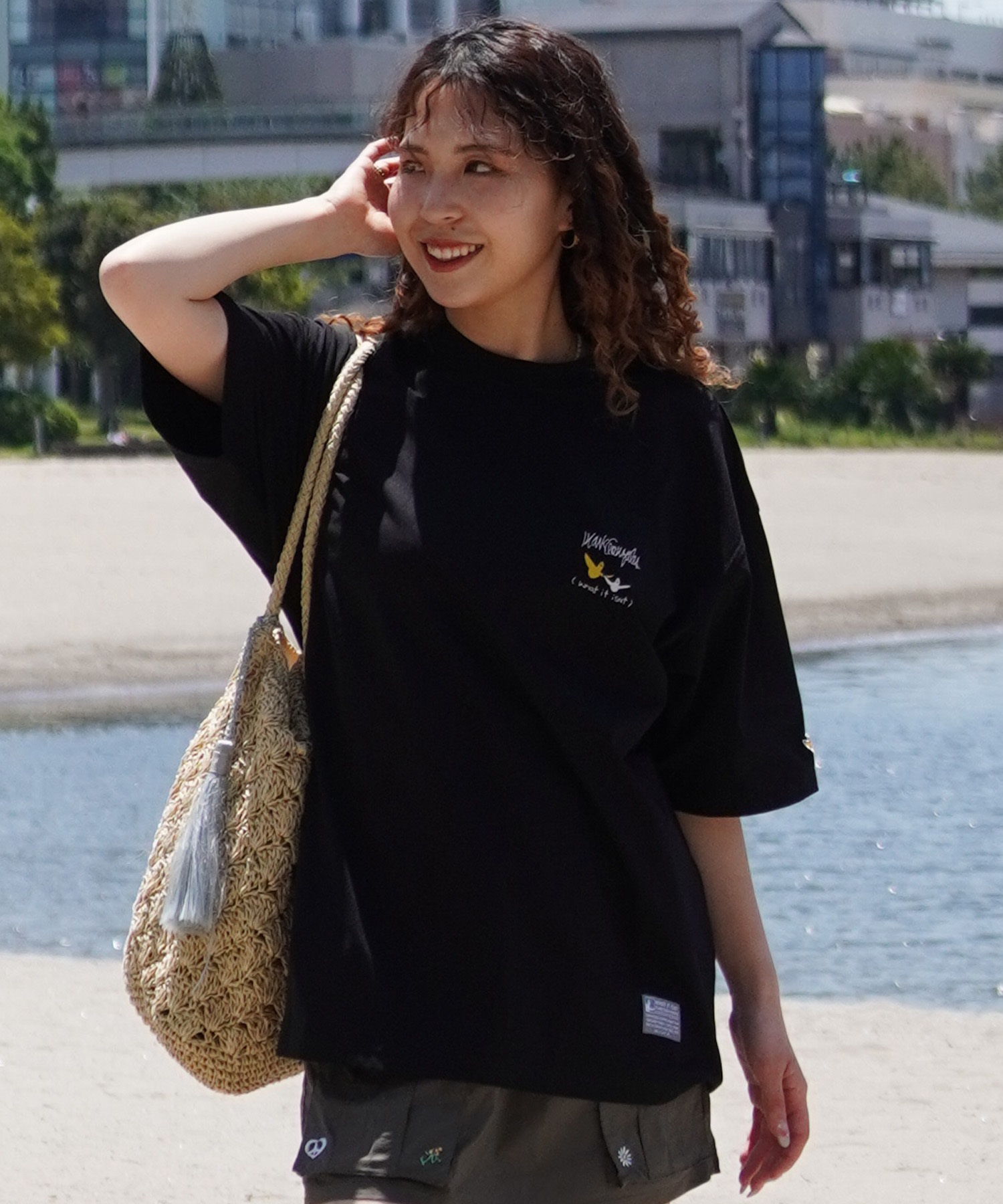 What it isNt ART BY MARKGONZALES ワット イット イズント マークゴンザレス レディース ラッシュガード Tシャツ 半袖 2H7-14560 ムラサキスポーツ限定(WH-M)