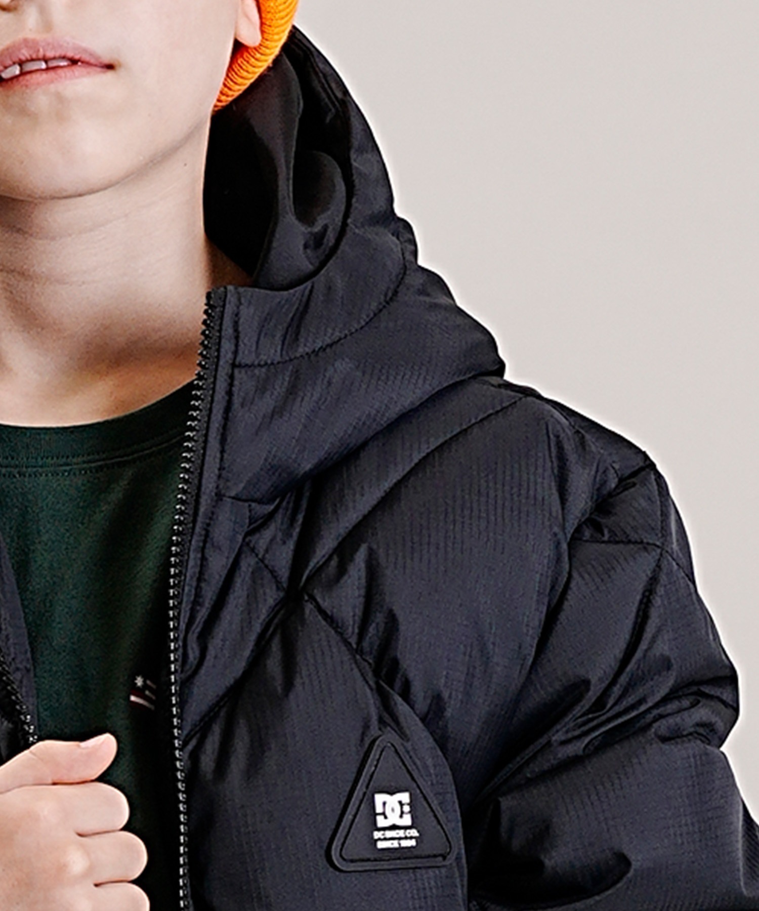 DC/ディーシー PASSAGE PUFFER BOY キッズ ジャケット 撥水 断熱 YJK234501(KVJ0-130cm)