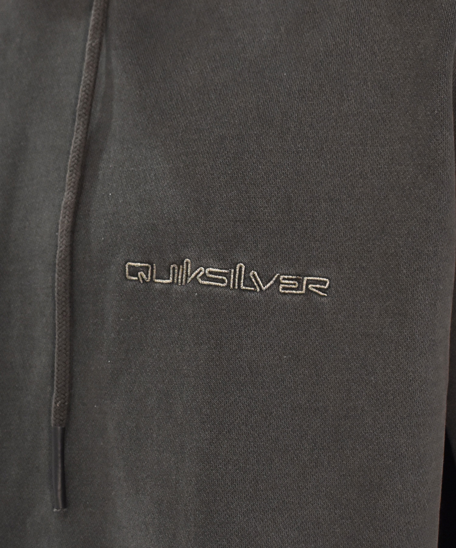 QUIKSILVER クイックシルバー パーカー プルオーバー メンズ バックプリント ピグメント加工 裏起毛 QPO244065(BLK-M)