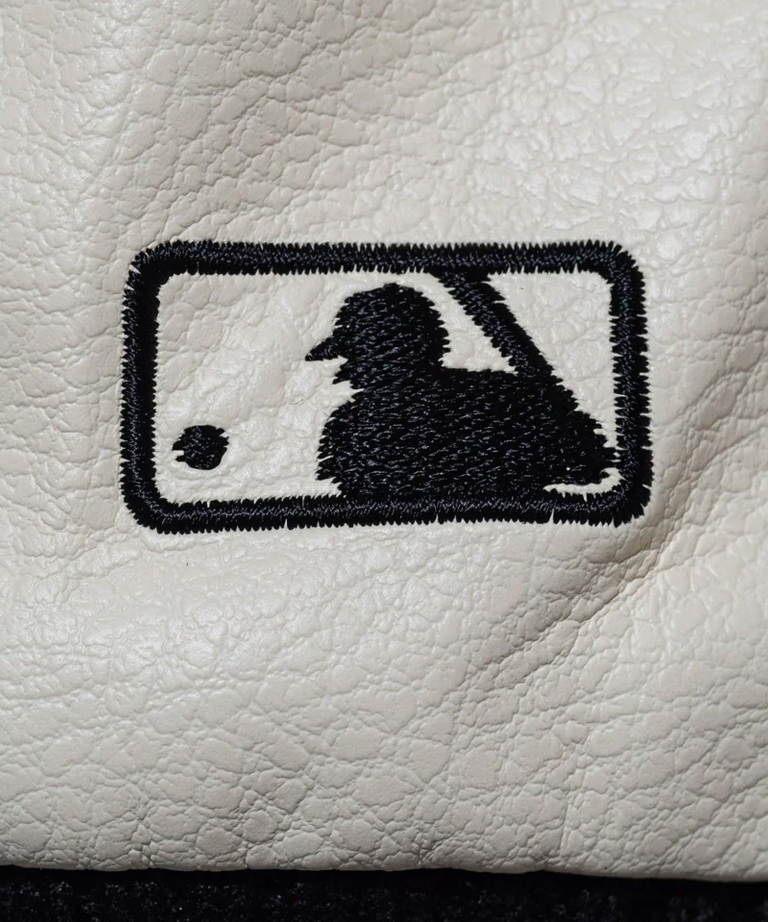 NEW ERA ニューエラ アウター スタジャン メンズ MLB ヴァーシティジャケット ニューヨーク・ヤンキース ブラック 14399488(BK-M)