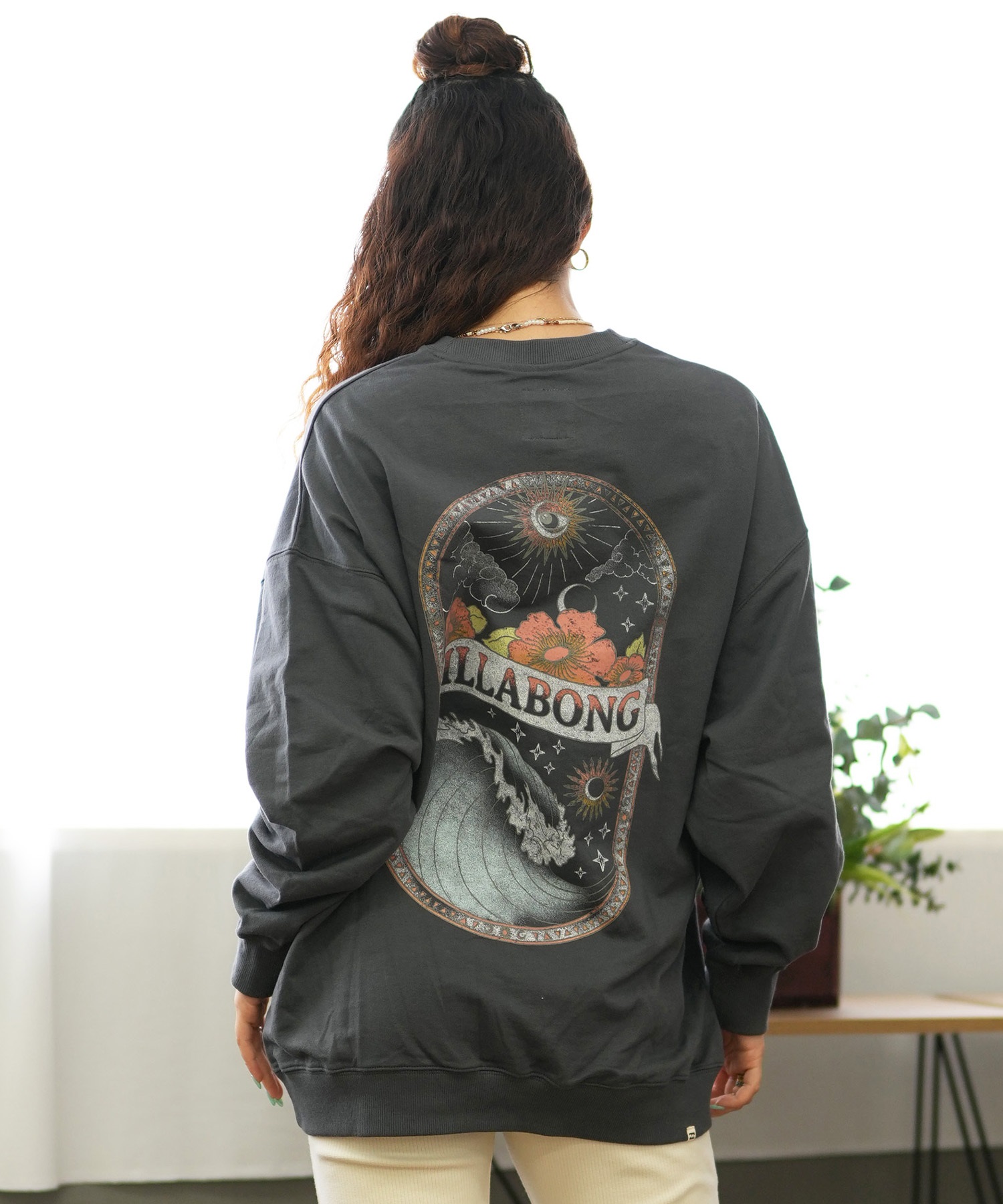 BILLABONG ビラボン トレーナー レディース クルーネック スウェット バックプリント ルーズシルエット 裏毛 BE014-002(BK2-M)