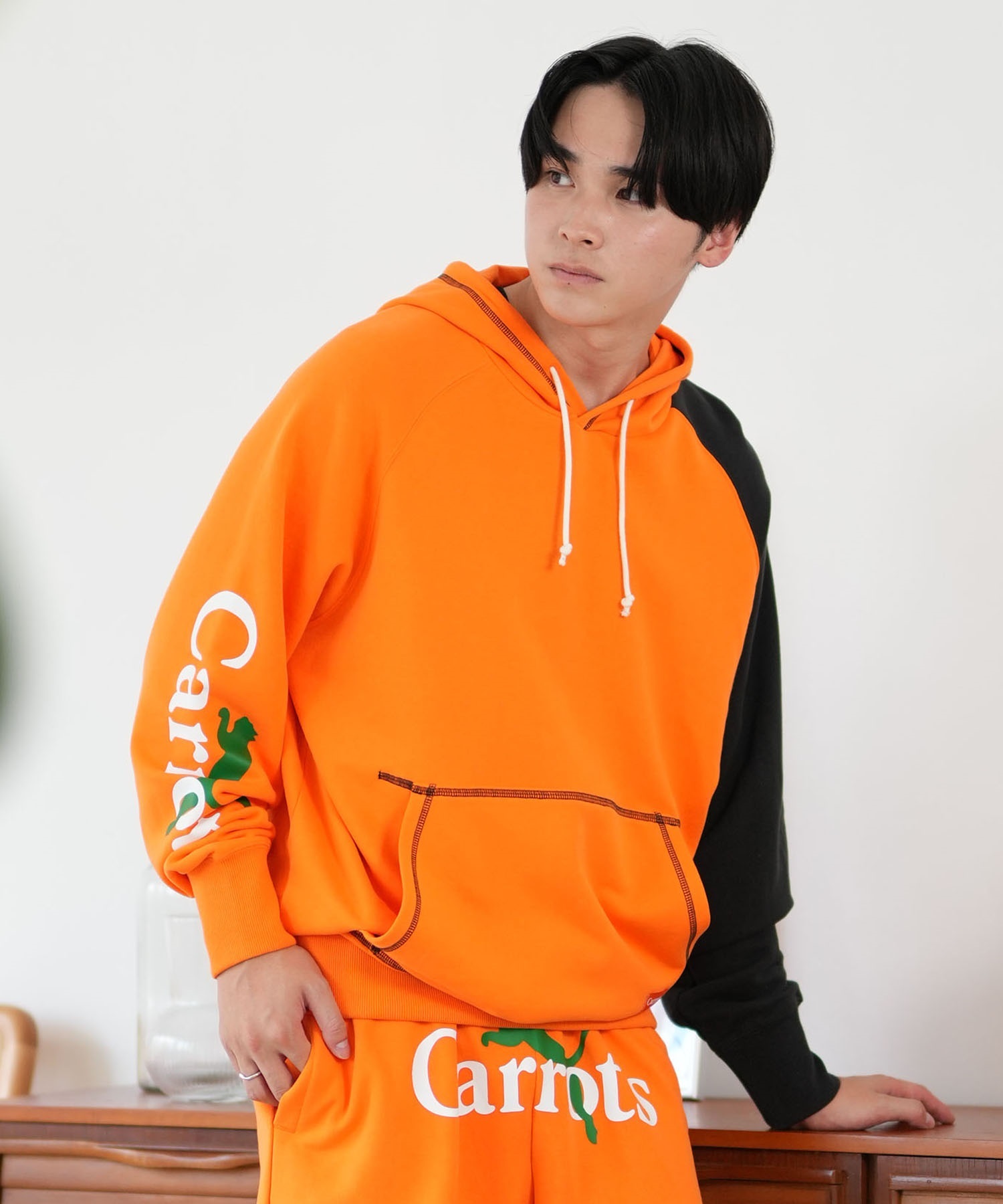 PUMA プーマ PUMA X CARROTS キャロッツ パーカー メンズ コラボ ユニセックス セットアップ対応 EC限定 627445 パーカー｜ムラサキスポーツオンラインストア  通販