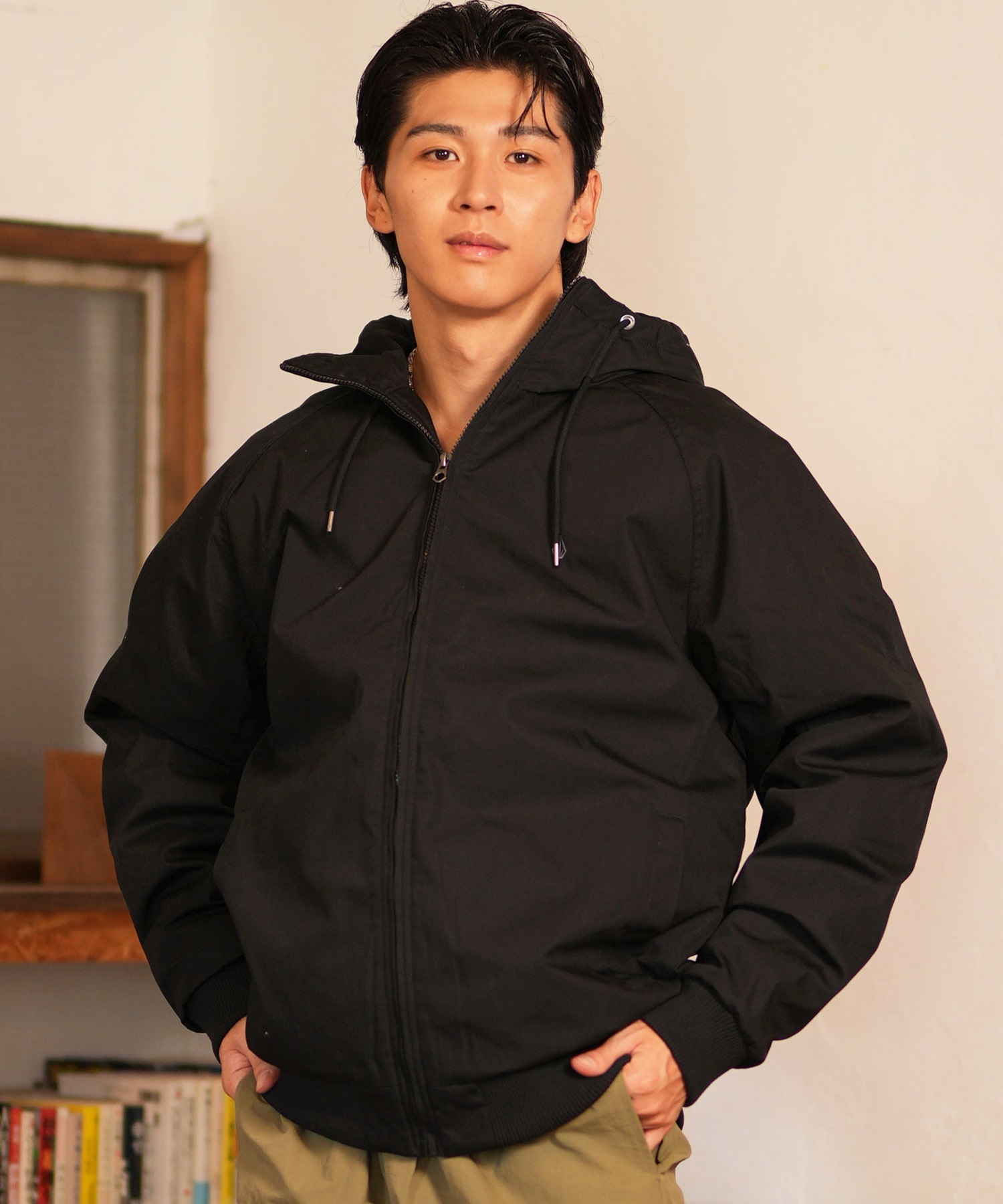 VOLCOM ボルコム アウター 中綿 メンズ フード付きジャケット ジップアップ 撥水 防汚 Hernan 10K Jacket A1732408(BLK-S)