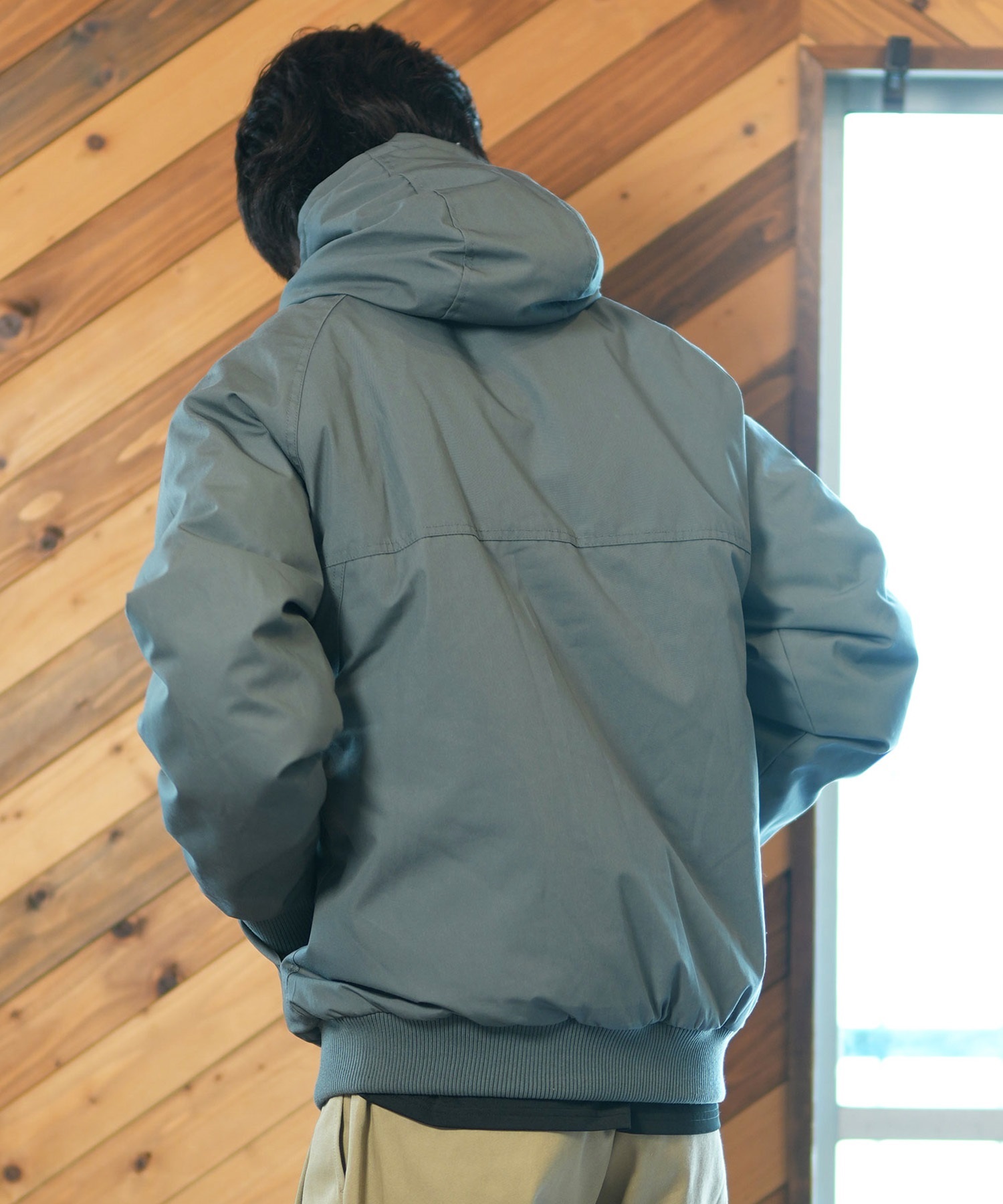 VOLCOM ボルコム アウター 中綿 メンズ フード付きジャケット ジップアップ 撥水 防汚 Hernan 10K Jacket A1732408(BLK-S)