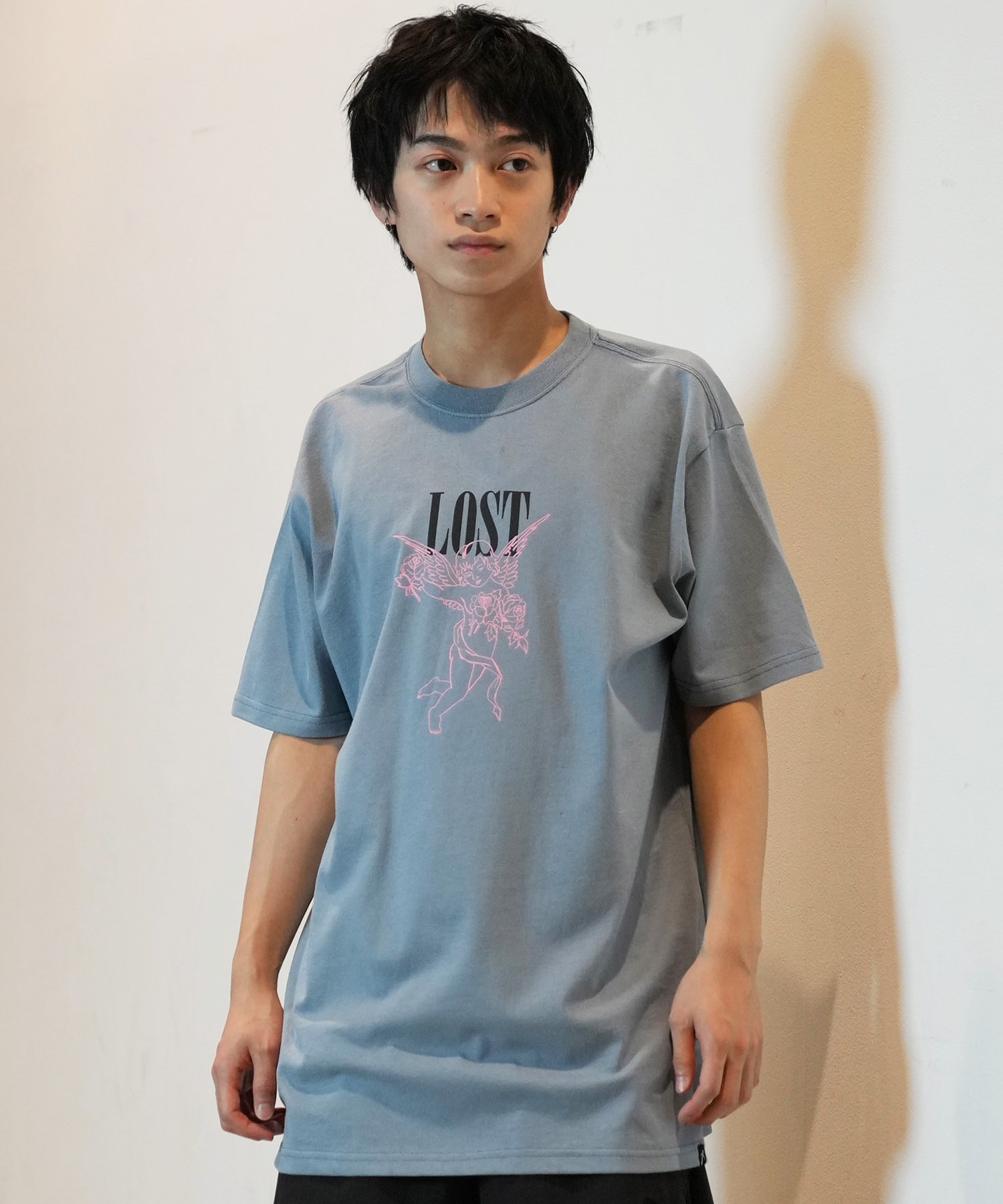 LOST ロスト 半袖 Tシャツ メンズ フロントプリント バックプリント CHERUB L24SS-AP ムラサキスポーツ限定(BLK-M)