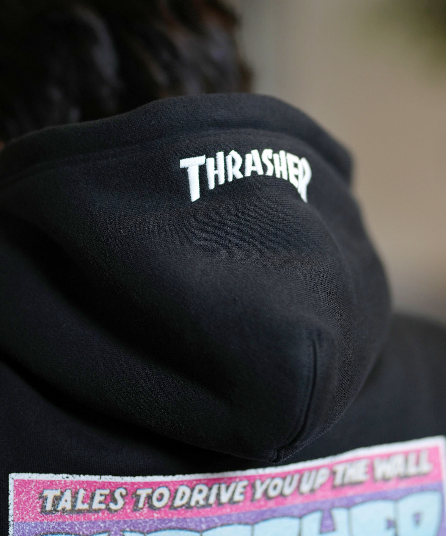 THRASHER スラッシャー パーカー メンズ THRASHERコミックPTパーカー ムラサキスポーツ限定 243TH1PK007(WHT-M)