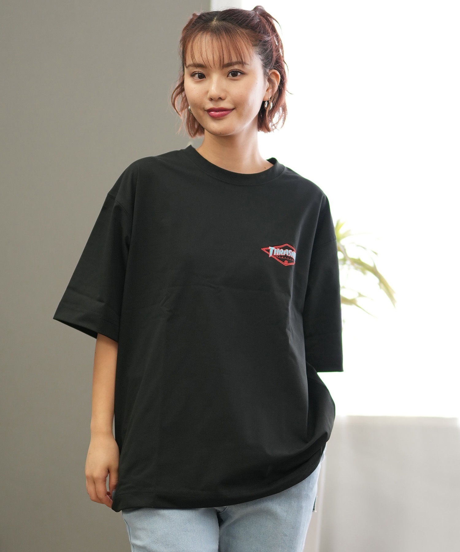 THRASHER スラッシャー ラッシュガード レディース 半袖 Tシャツ ワンポイント 水陸両用 UVカット 242TH2ST002 ムラサキスポーツ限定(WH/BL-M)