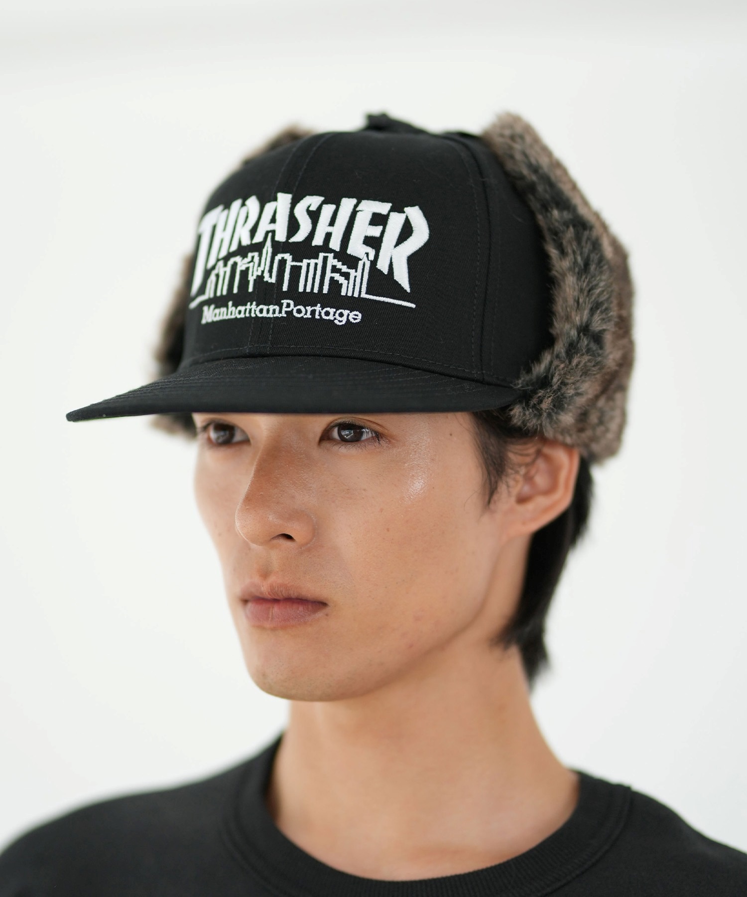 Manhattan Portage マンハッタンポーテージ × THRASHER スラッシャー コラボ キャップ 帽子 ドッグイヤー イヤーフラップ Ear Flap Cap MP264(BK/BK-FREE)