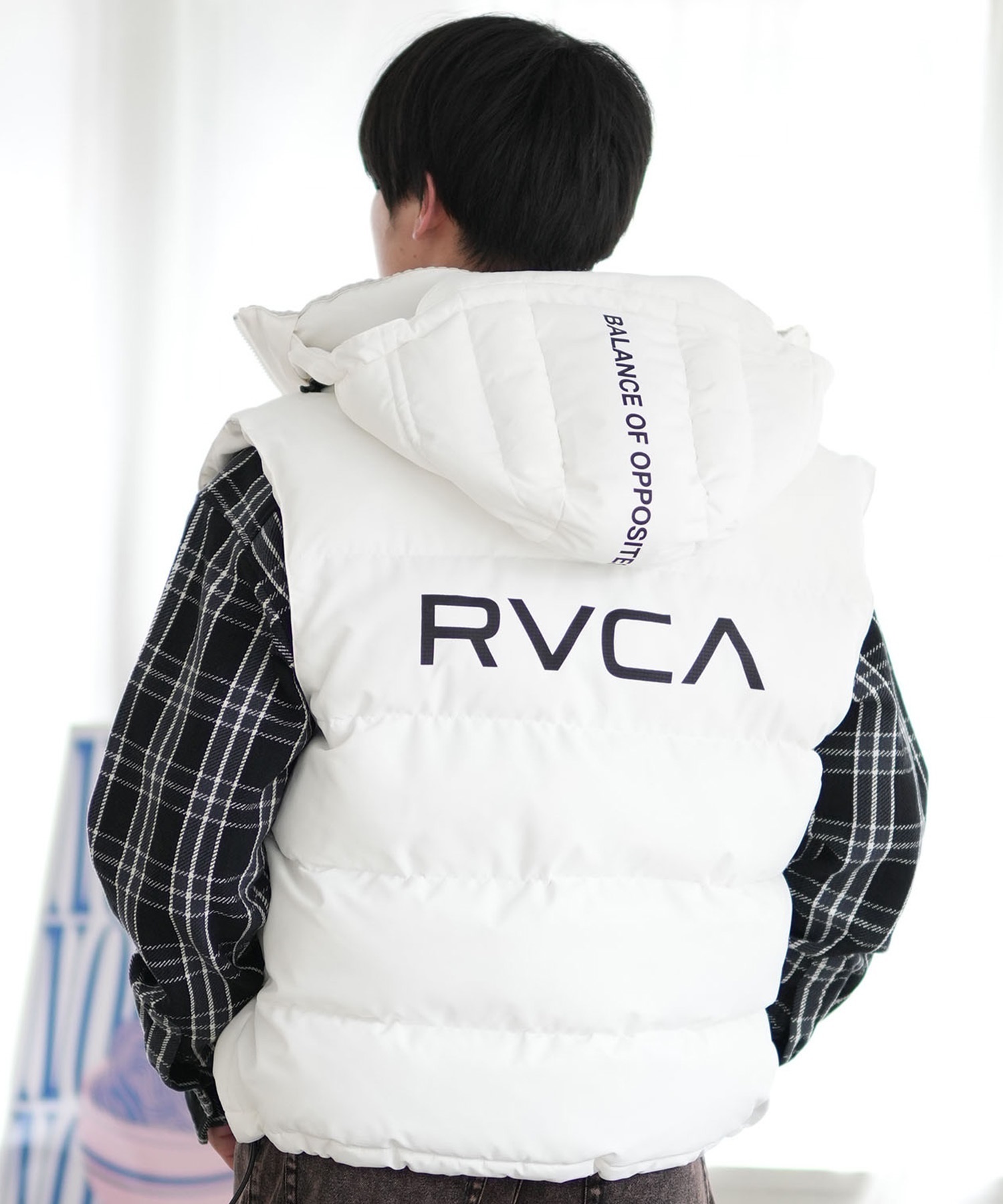 RVCA ルーカ アウター 中綿 メンズ ベスト ロゴ バックプリント フード取り外し可 2WAY BE042-768(ANW-S)