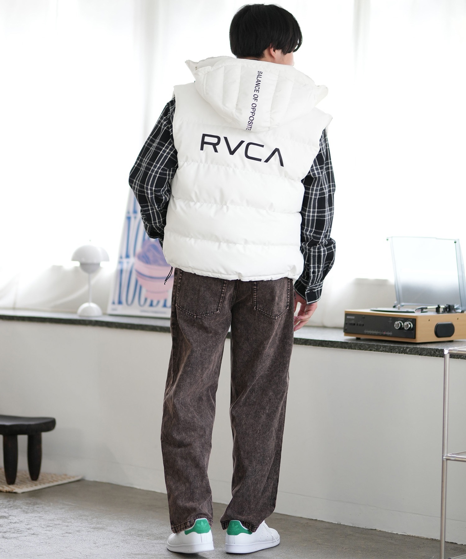 RVCA ルーカ アウター 中綿 メンズ ベスト ロゴ バックプリント フード取り外し可 2WAY BE042-768(ANW-S)