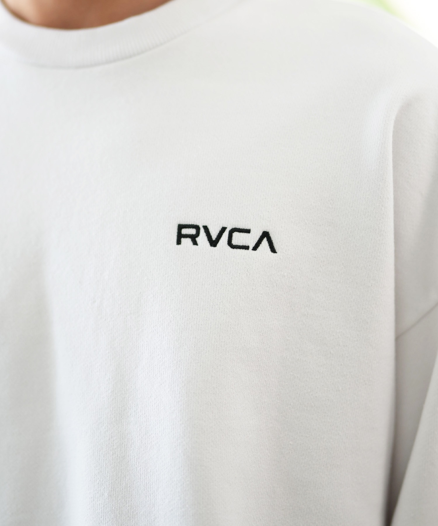 RVCA ルーカ トレーナー クルーネック メンズ スウェット ビッグロゴ バックプリント ルーズシルエット 裏起毛 BE042-032(KHA-S)