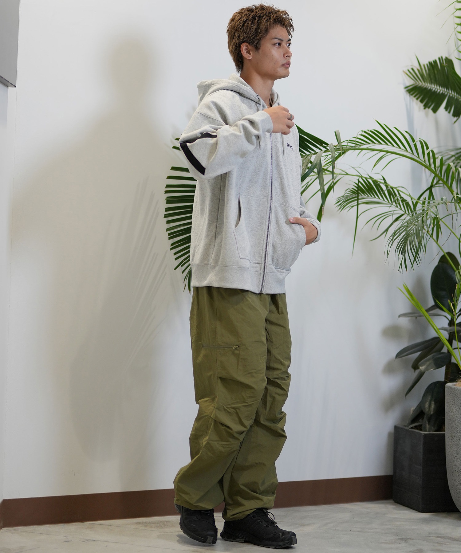 RVCA ルーカ パーカー ジップアップ メンズ ビッグロゴ バックプリント ルーズシルエット BE042-044(BBB-S)