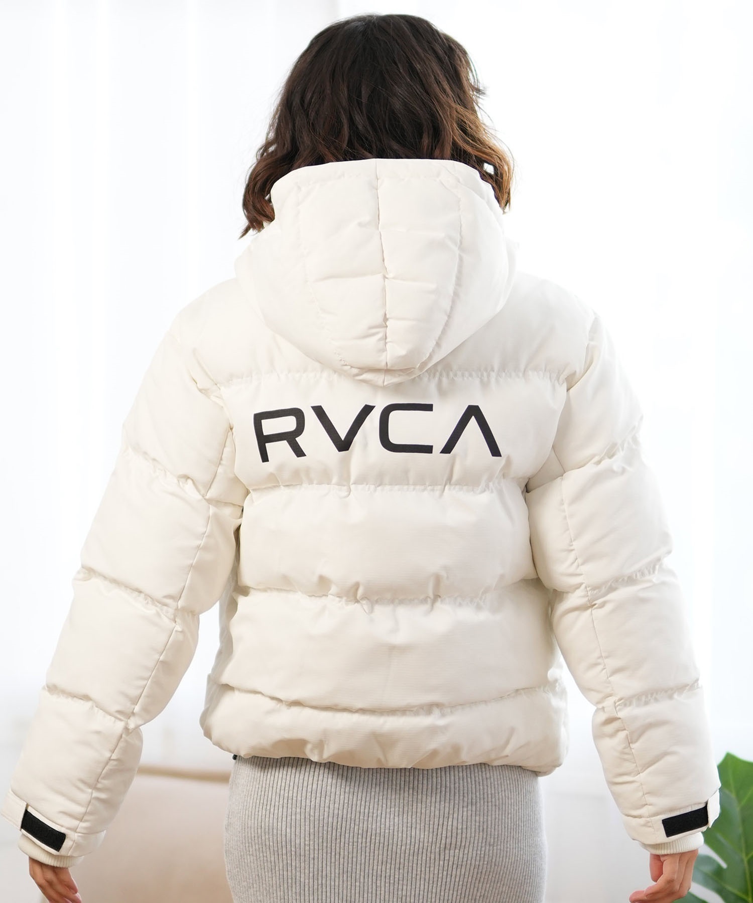 RVCA ルーカ 中綿 ジャケット レディース アウター ロゴ 撥水 BALANCE PUFFER HD JKT BE044-760(BES0-M)