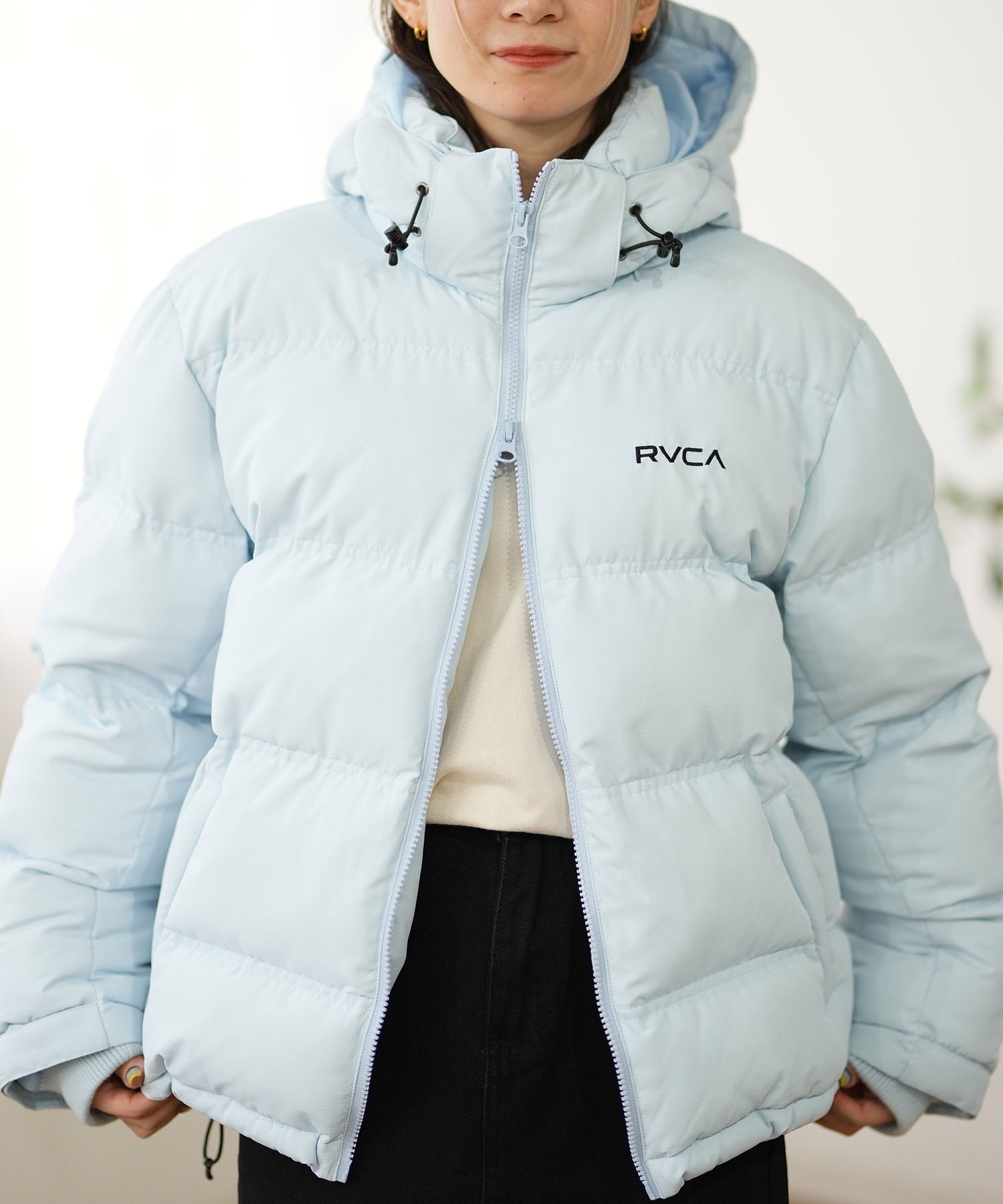 RVCA ルーカ 中綿 ジャケット レディース アウター ロゴ 撥水 BALANCE PUFFER HD JKT BE044-760(BES0-M)