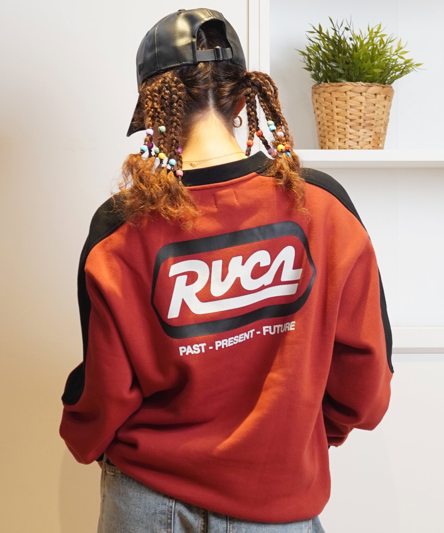 RVCA ルーカ トレーナー レディース クルーネック スウェット バックプリント 裏起毛 BE044-005(RQS0-S)